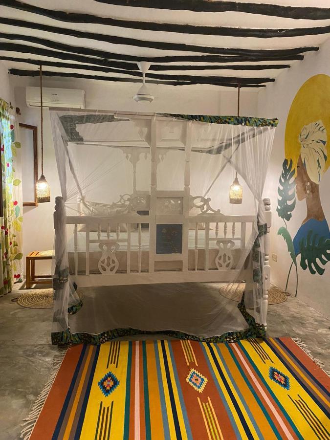 Bed & Breakfast Furaha *