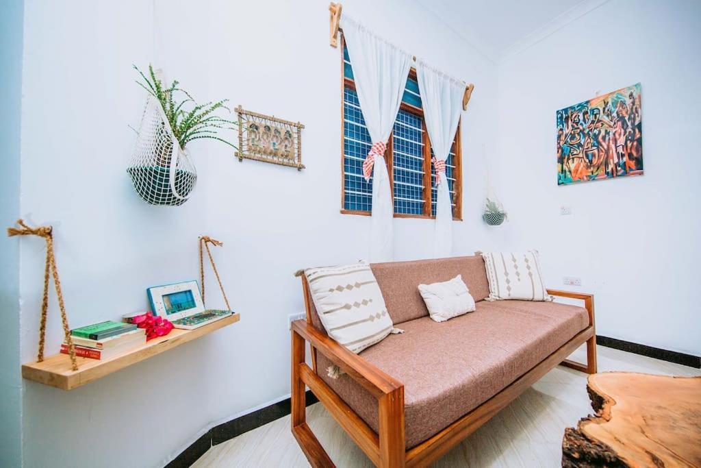 ✰secluded House W/king Bed Near Beach-5 Min Walk✰ Apartment Pingwe