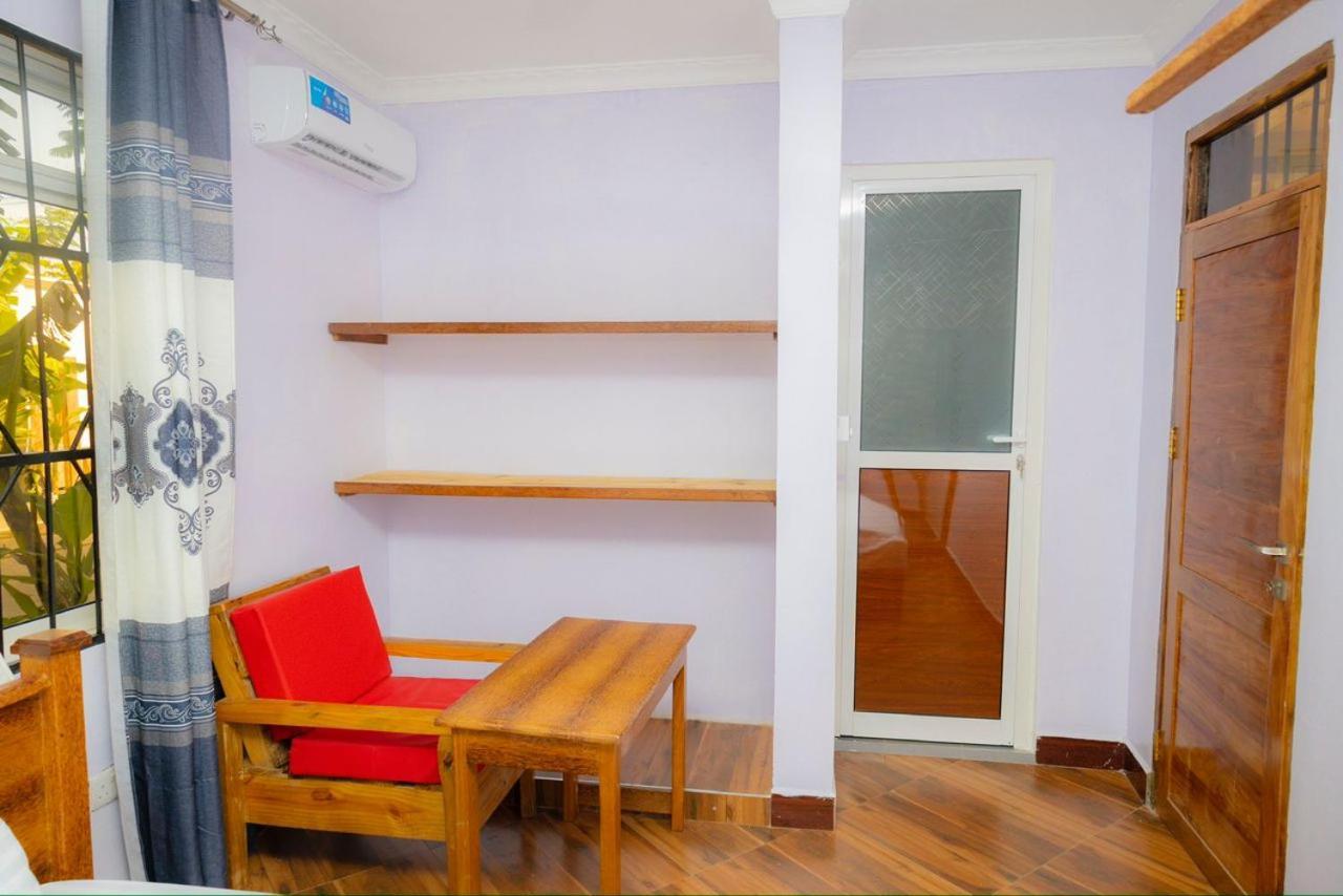 Bed & Breakfast Mangi Mangi Nungwi
