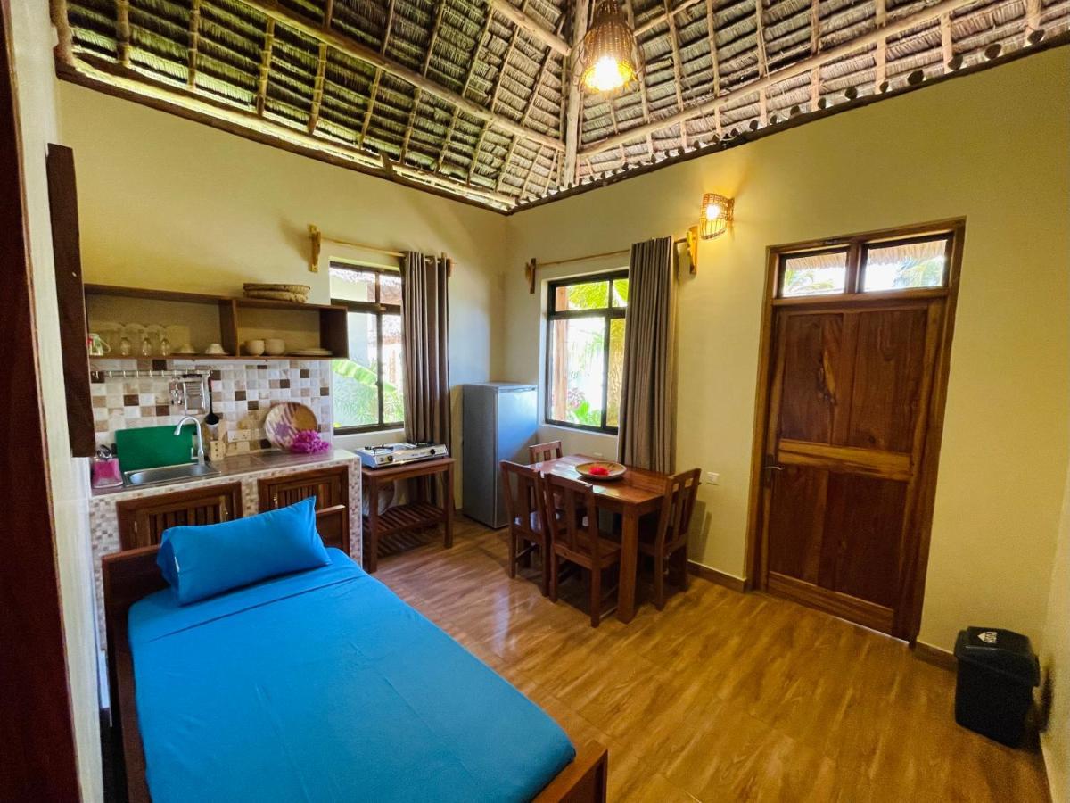 Lulu * Kiwengwa (Zanzibar)