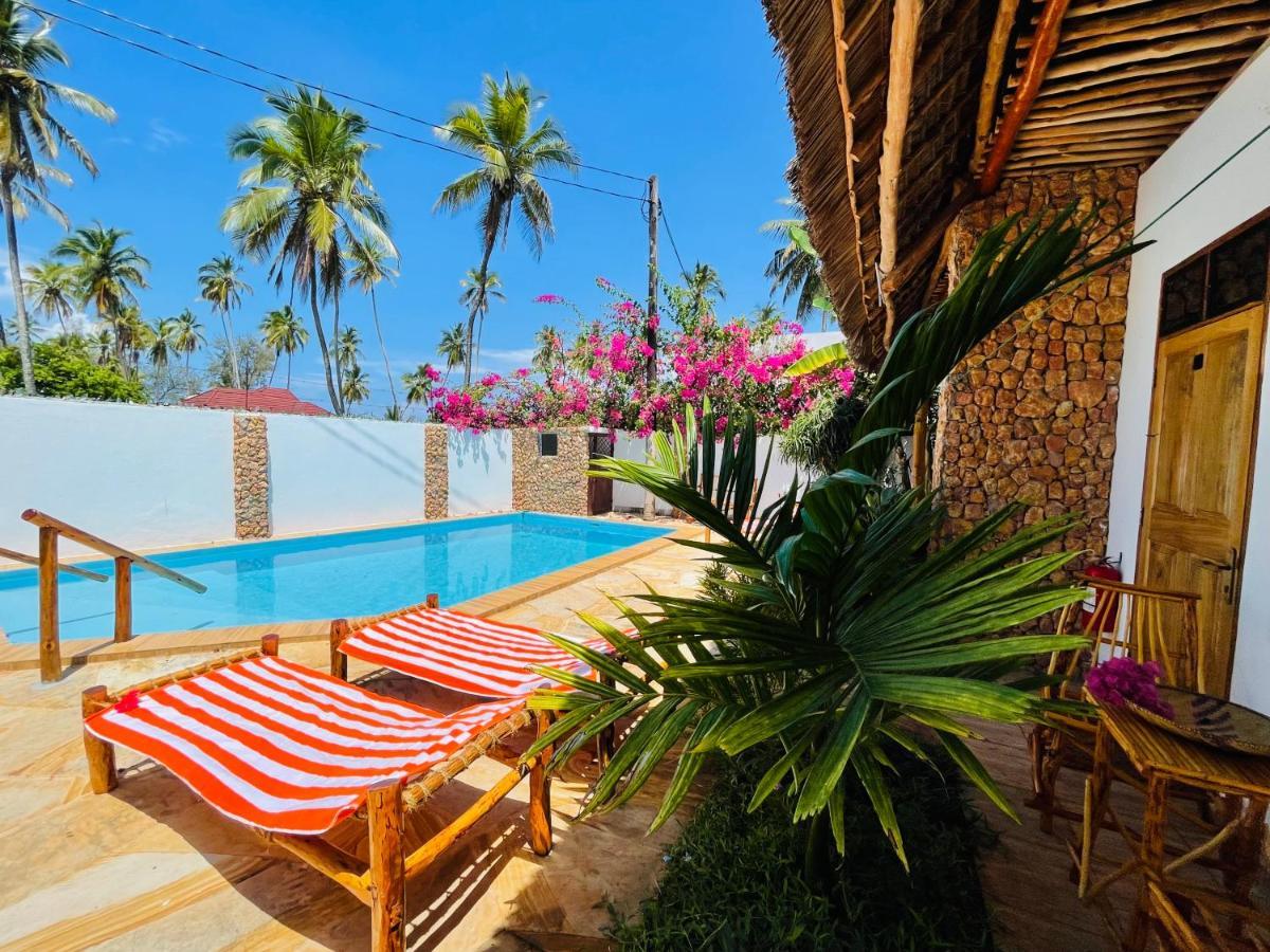 Hotel Lulu *