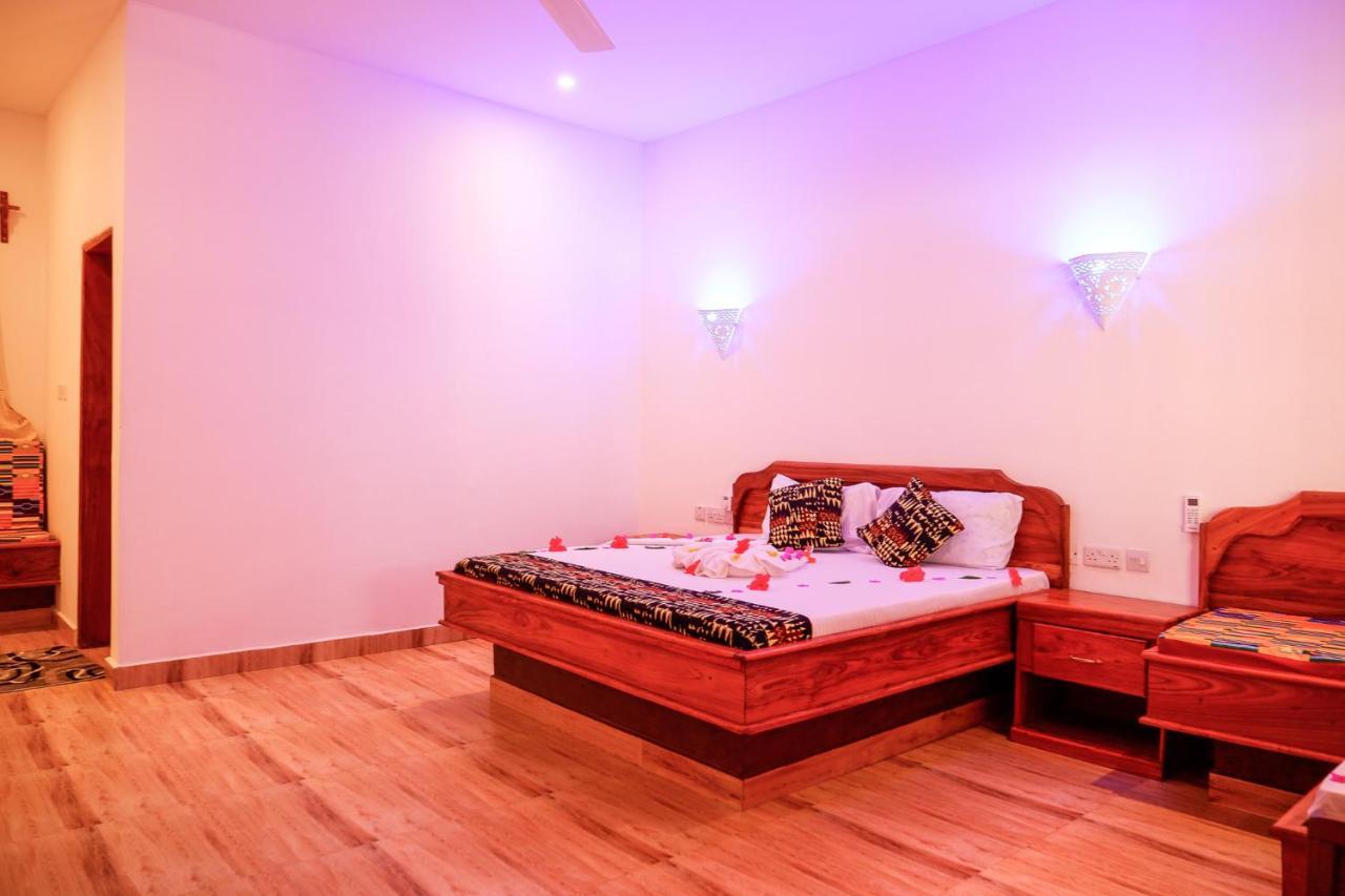 Hotel Heritage *