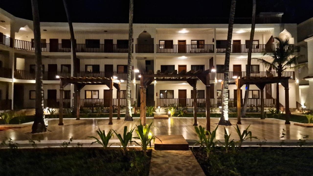 Dream Of Zanzibar & Uroa