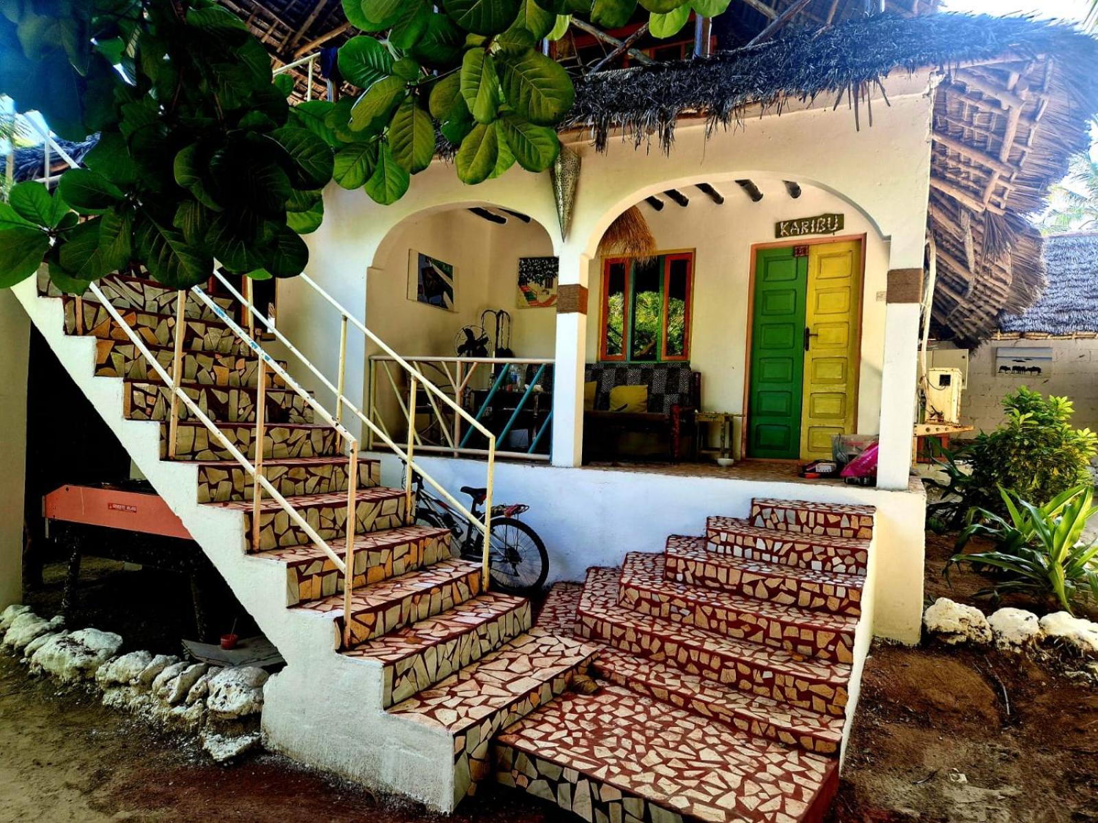 Fontaine Garden Village Bwejuu
