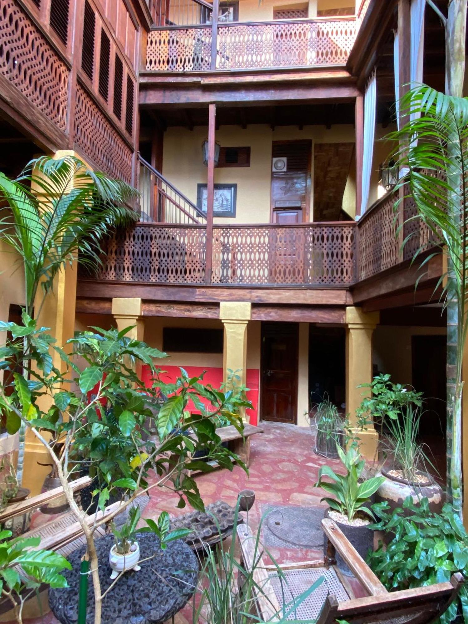 Jafferji House 4*