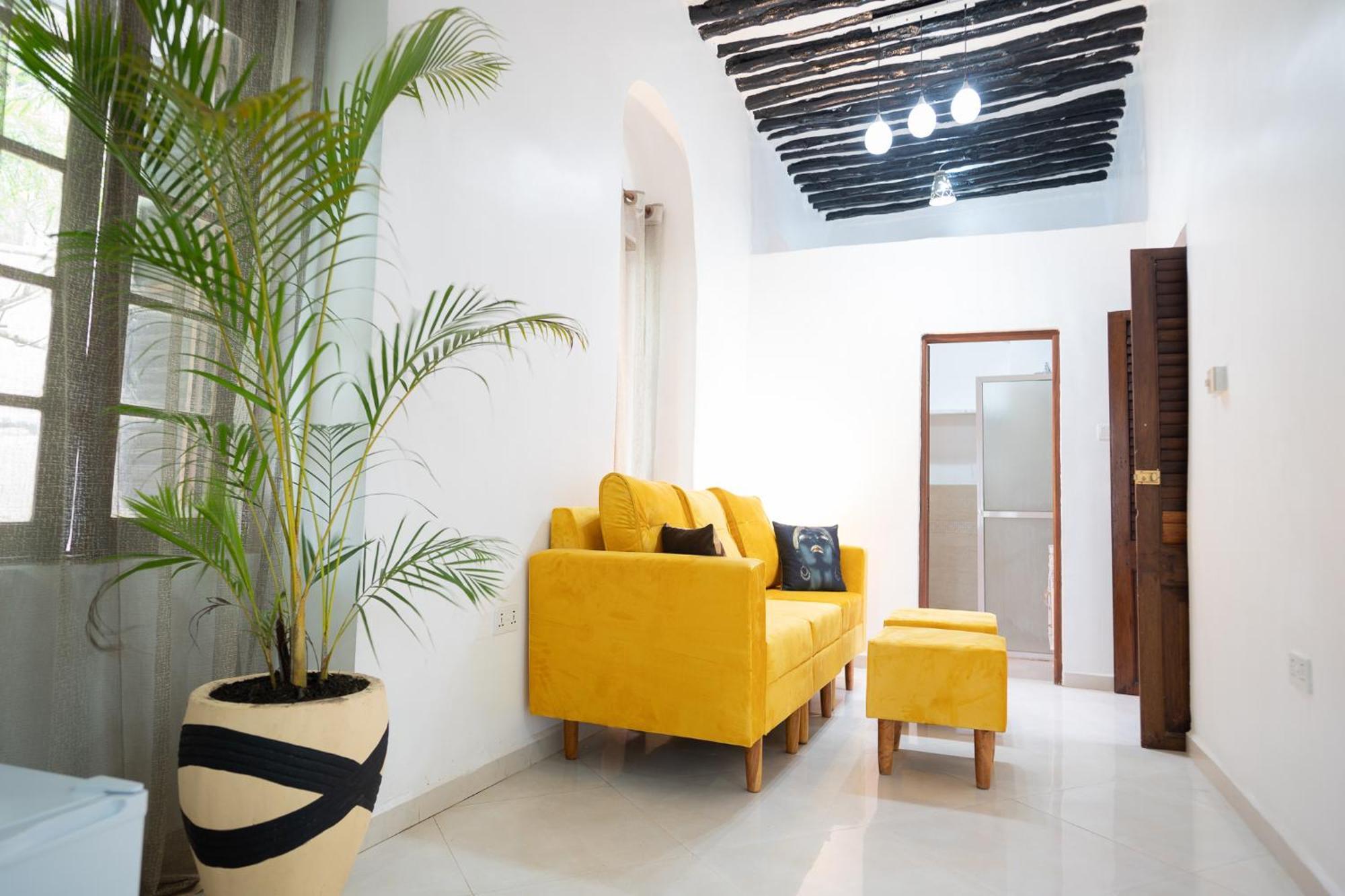 Pili Pili Kahawa House *
