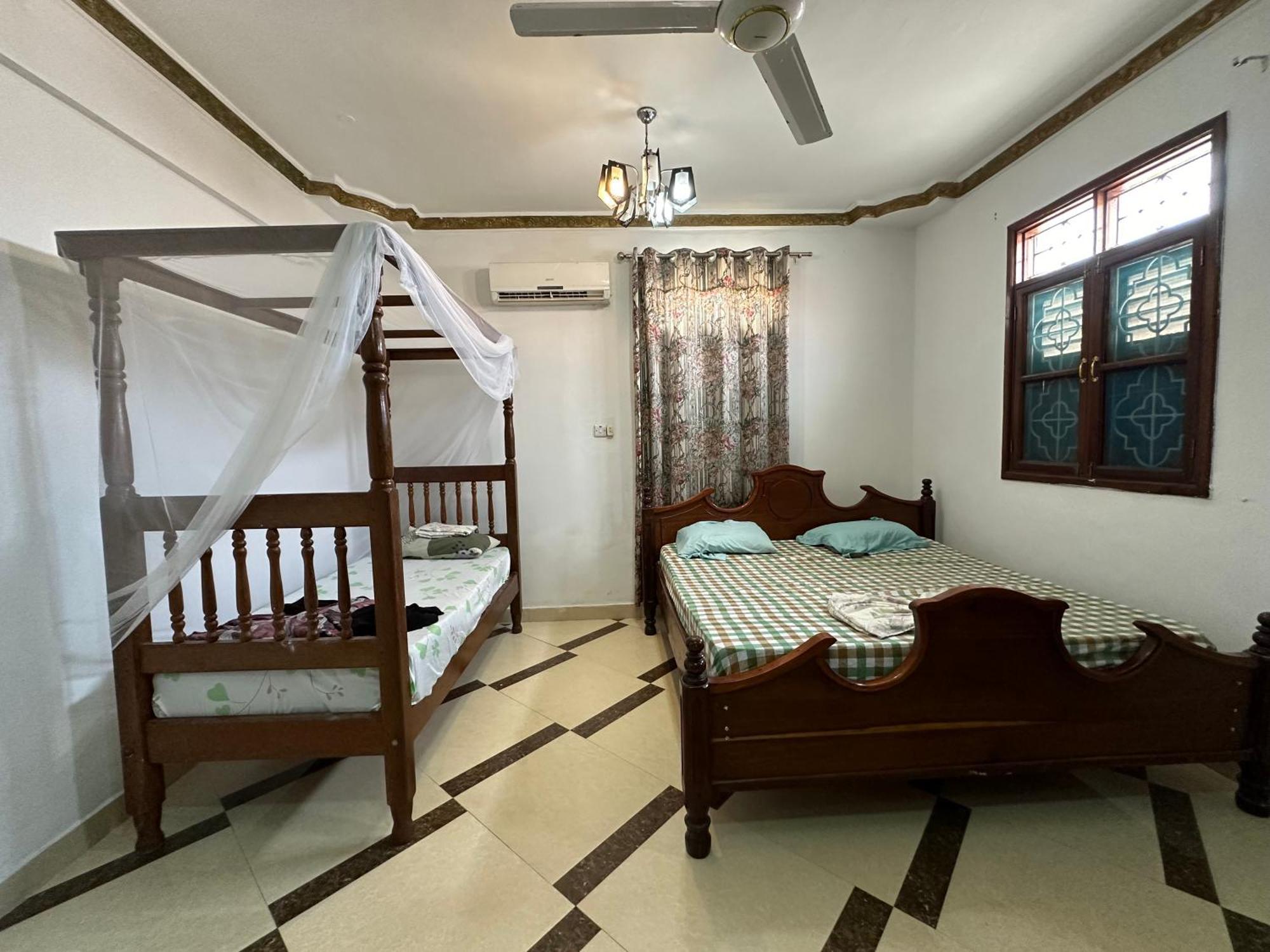 Apartment Pazuri