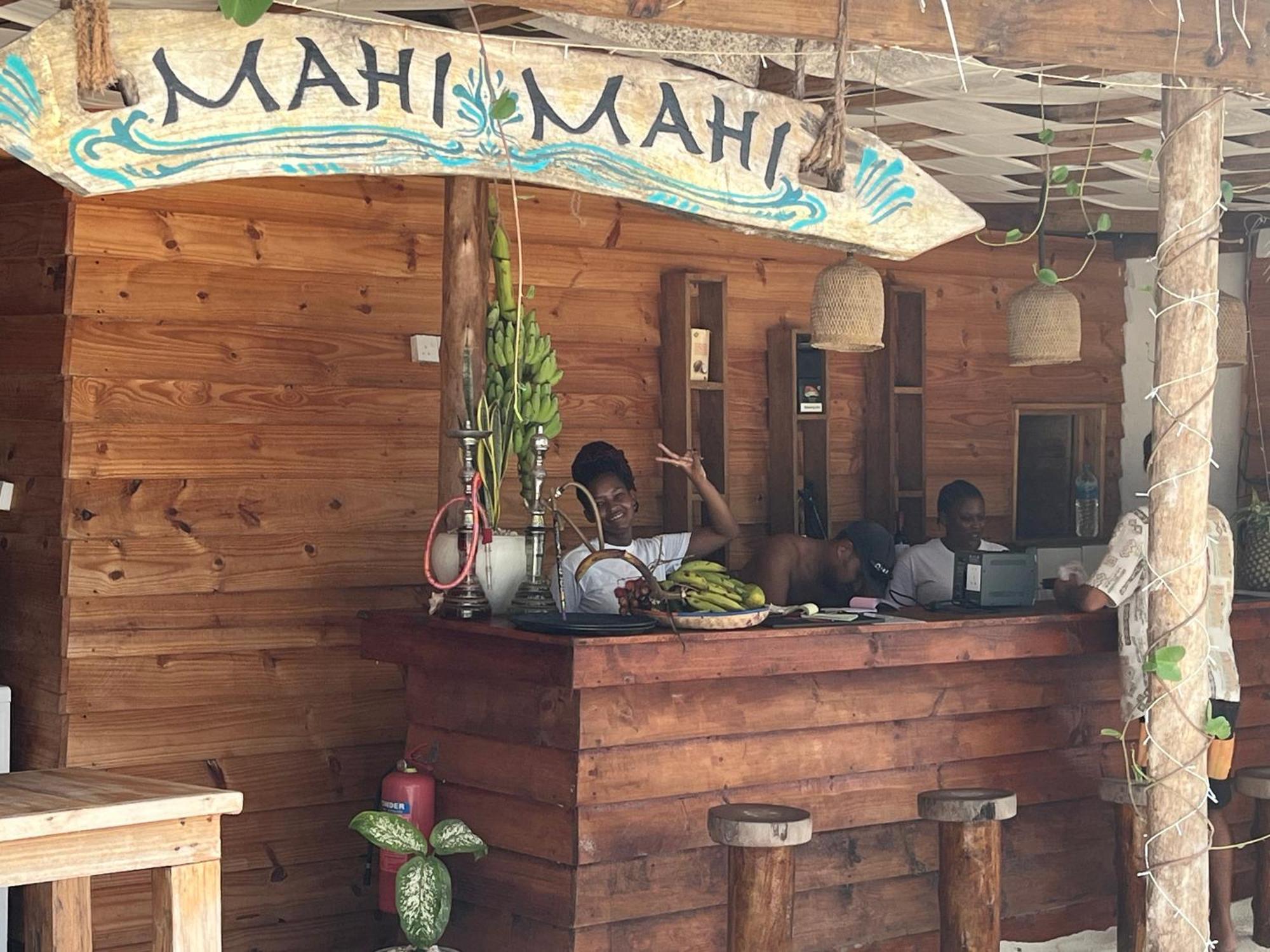 Aluna Hotel 4*