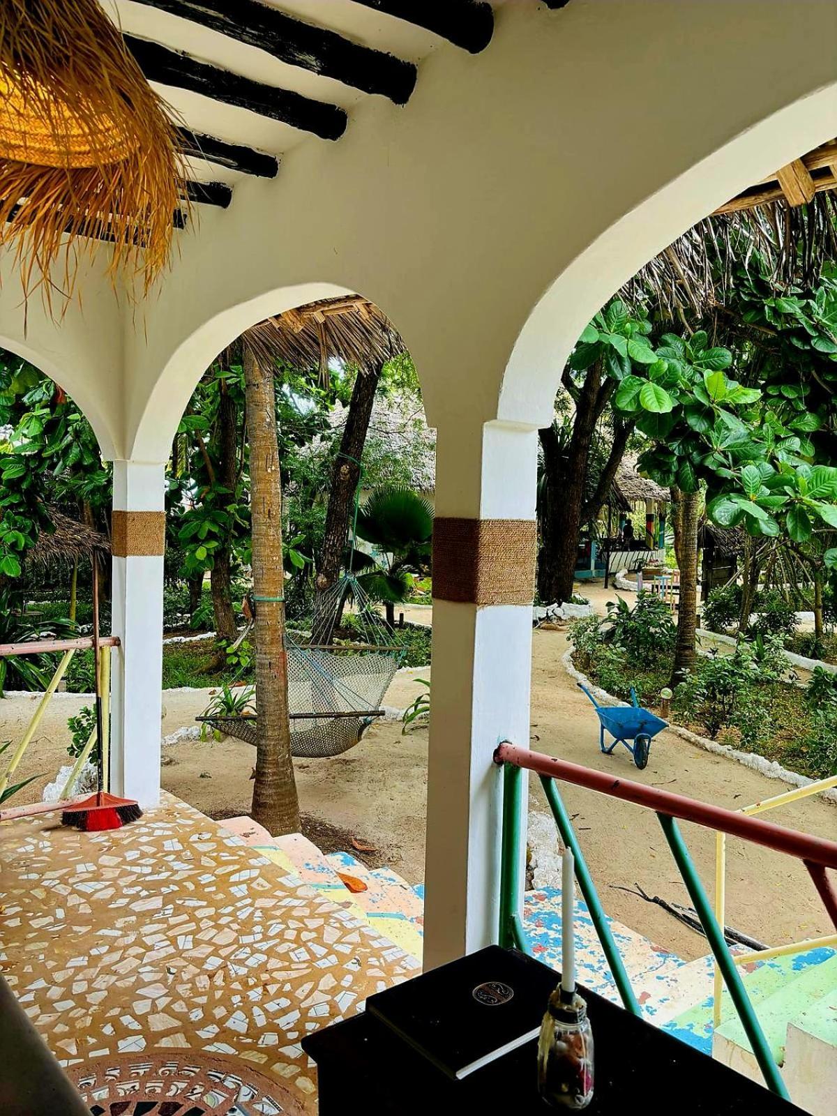 Garden Village Apartment *