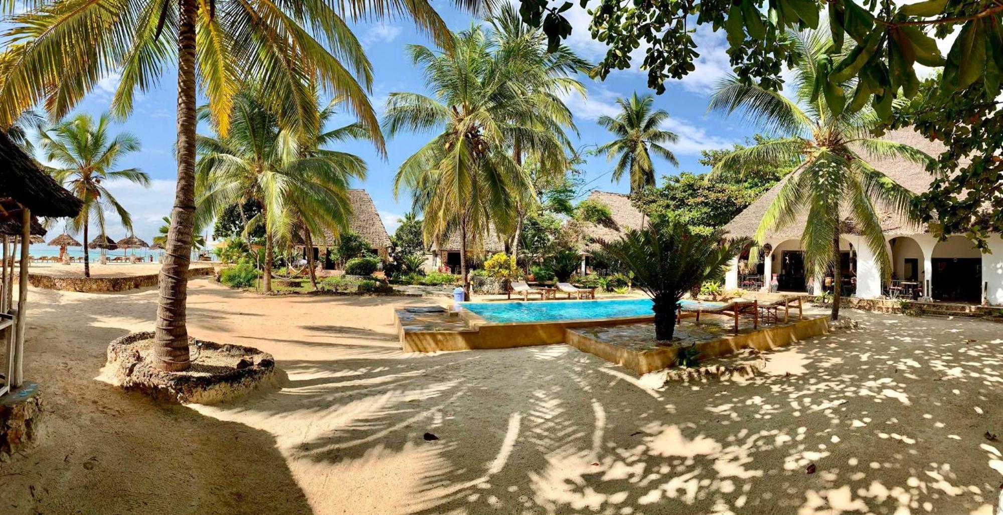 Mambo Ocean Hotel 4*