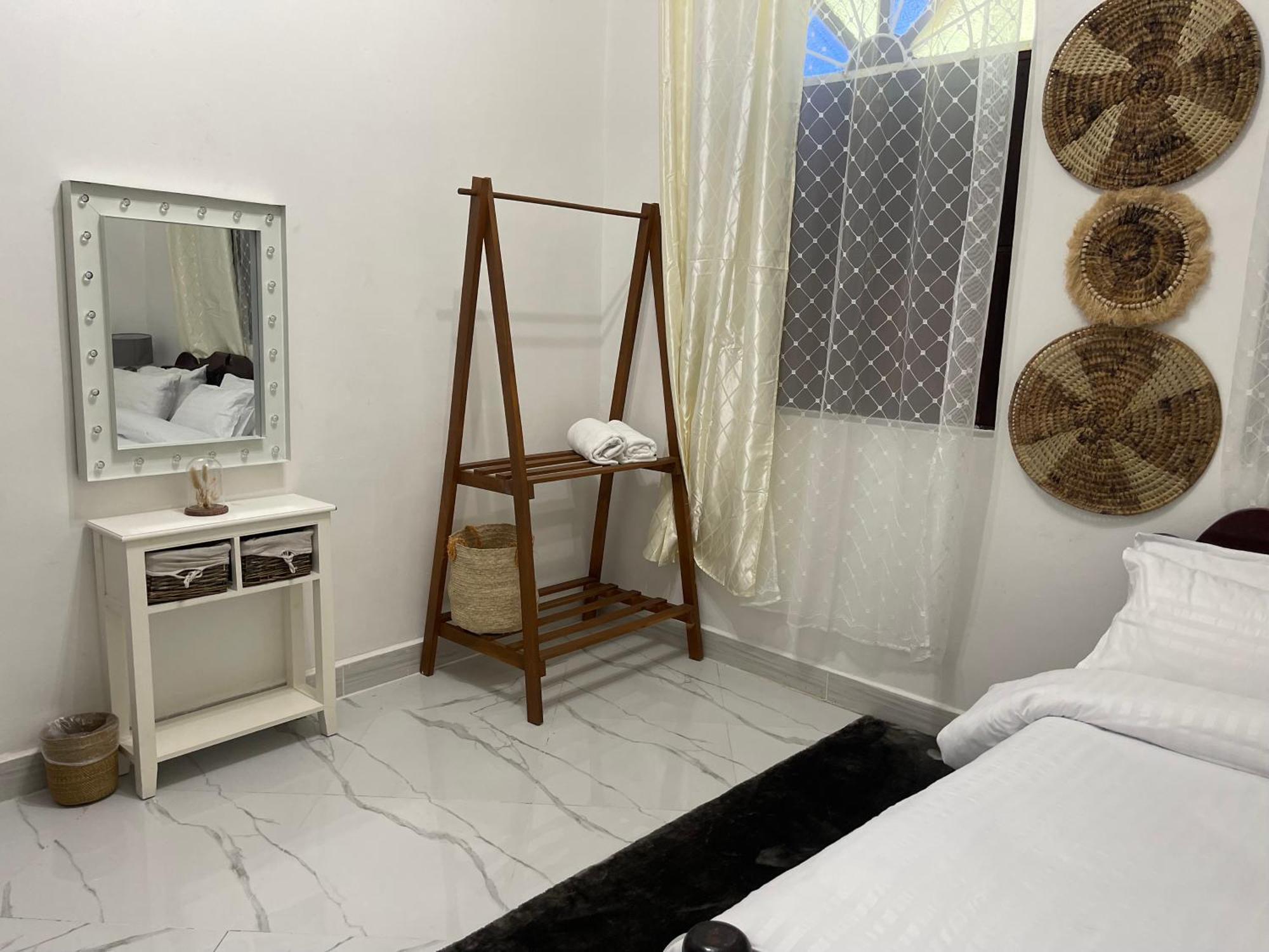 Nashu House Stone Town