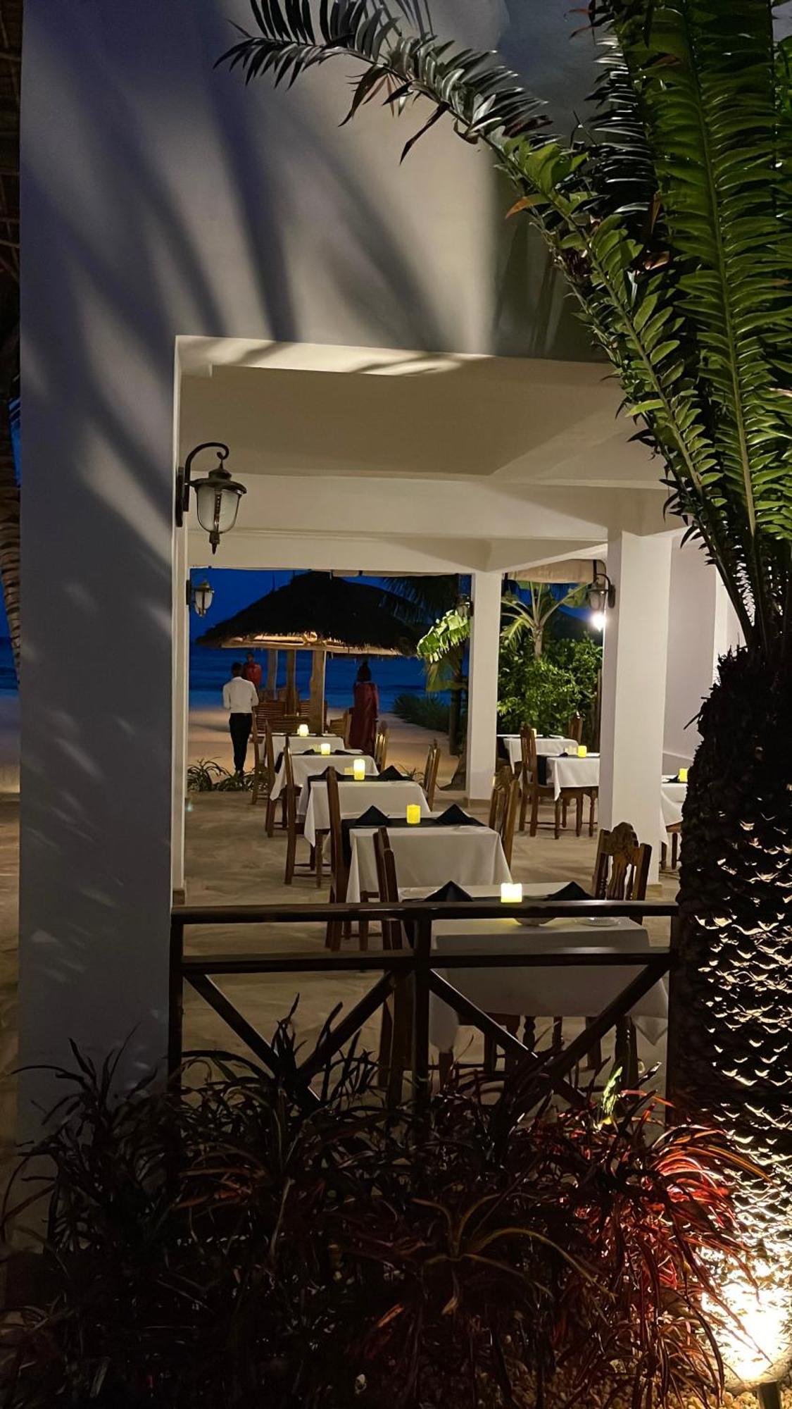 Karibu Hotel