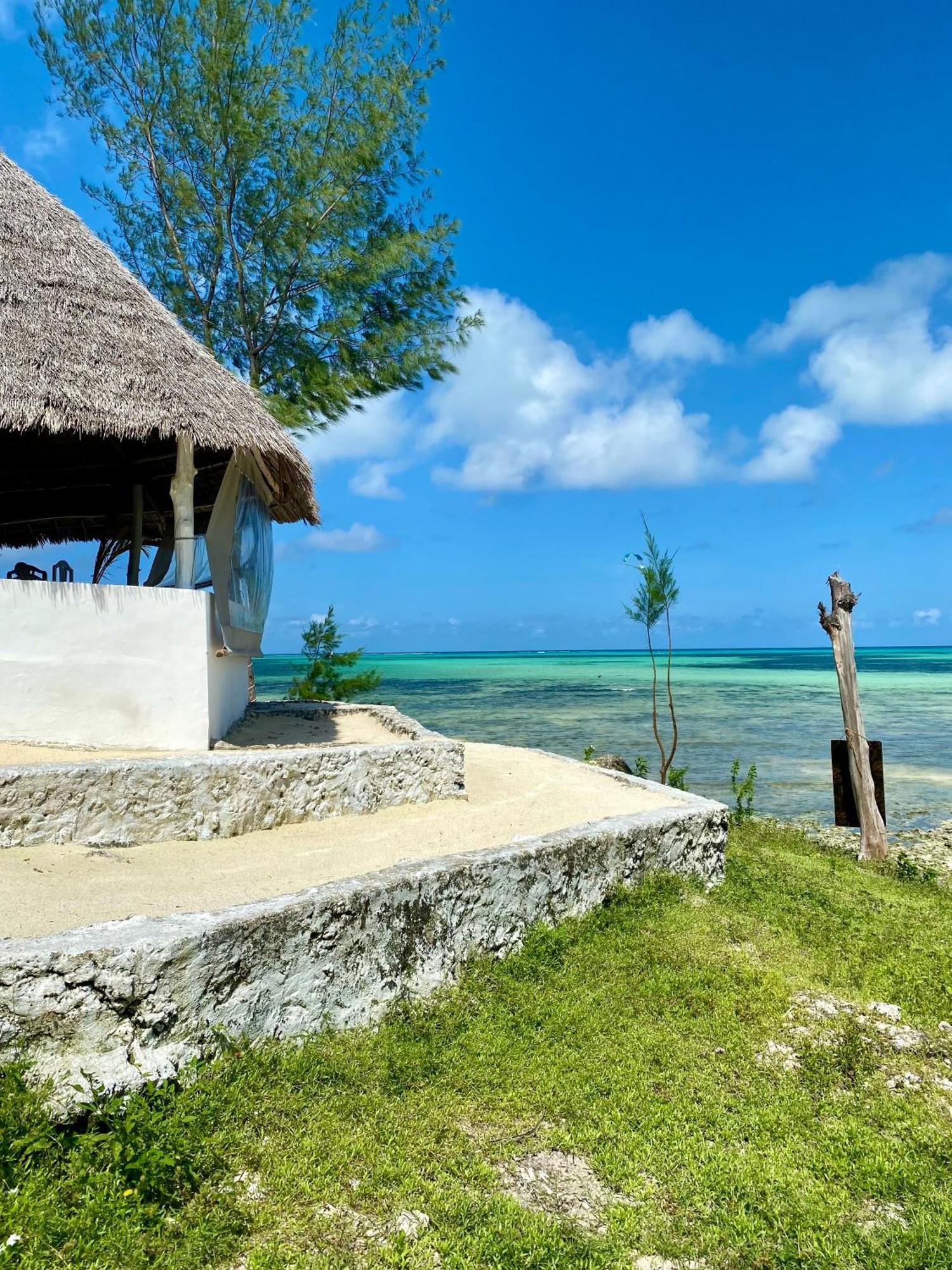 White Star Ocean View Hotel *