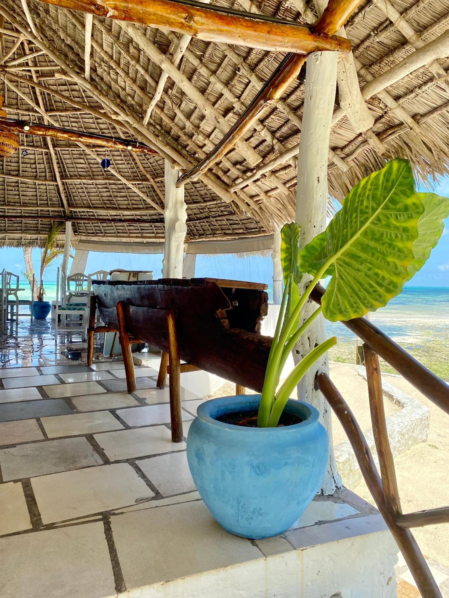 White Star Ocean View Hotel