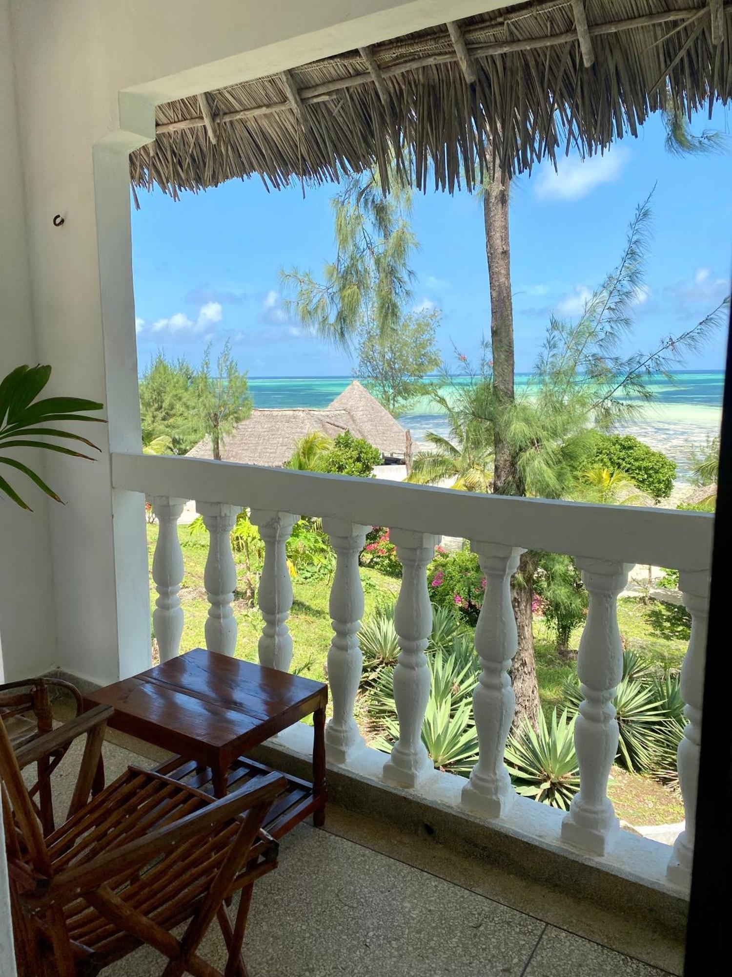 White Star Ocean View Hotel