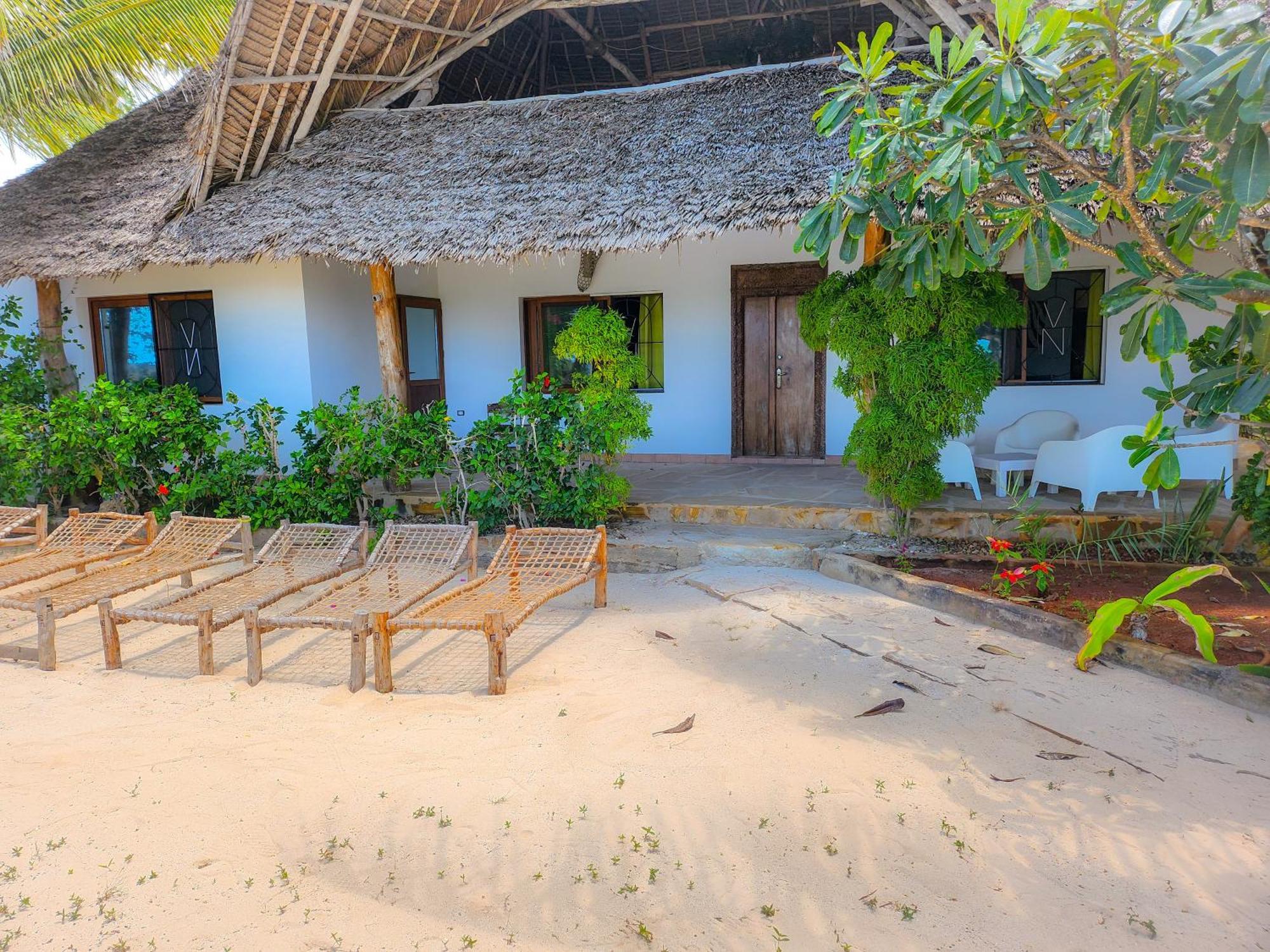 Noah Zanzibar * Kiwengwa (Zanzibar)
