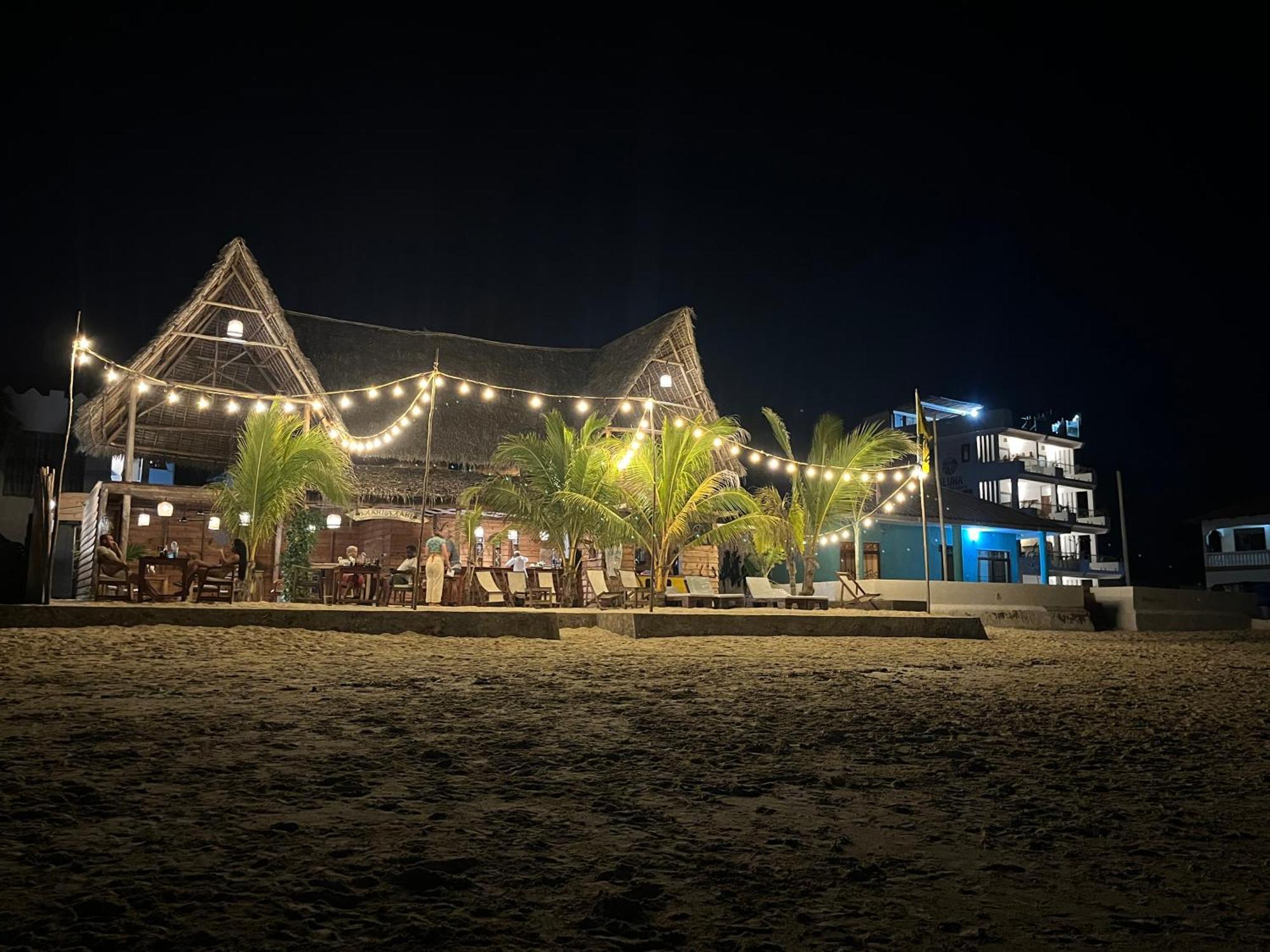 Hotel Aluna 4*