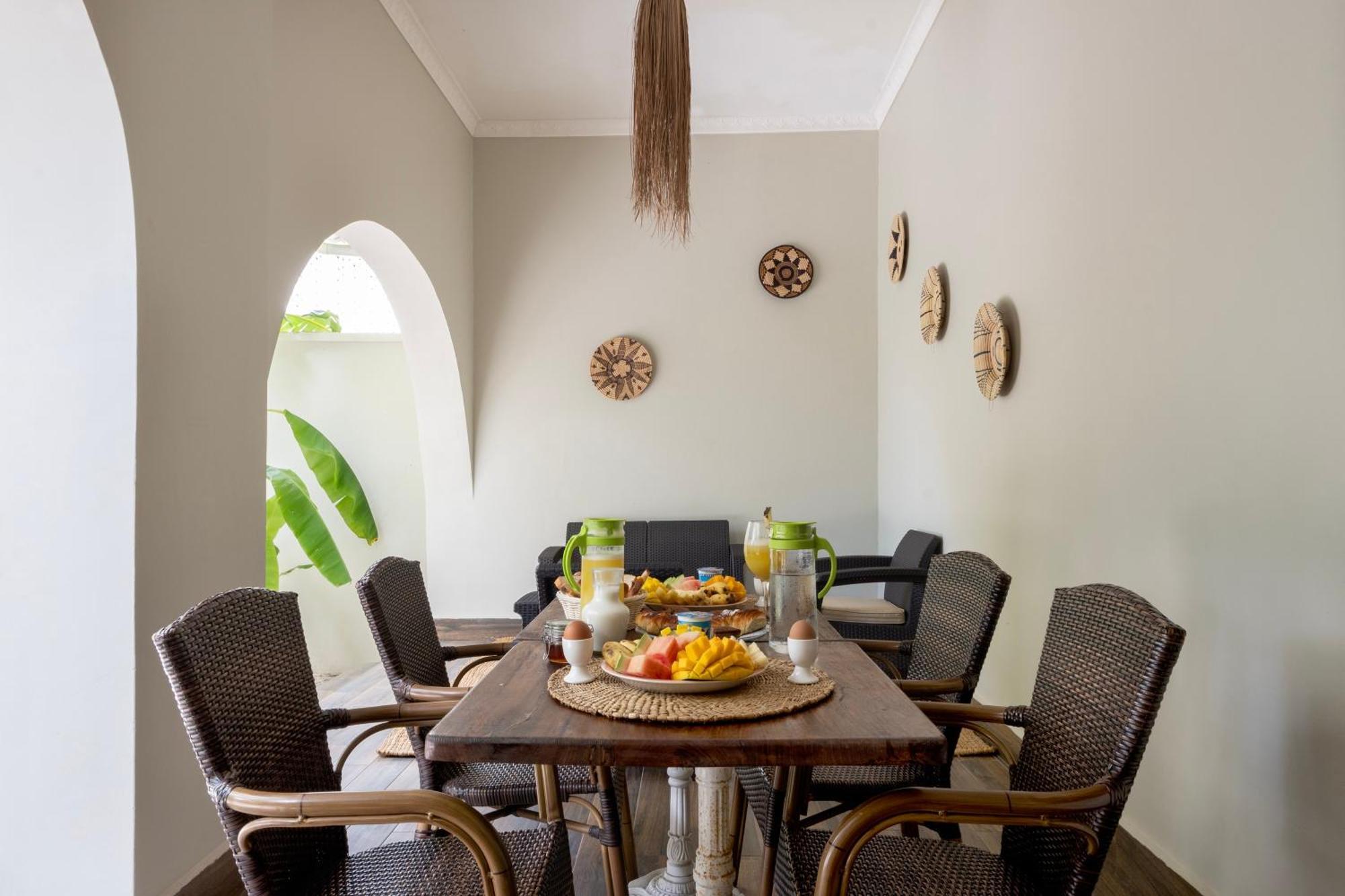 Rori Private Luxury Villa