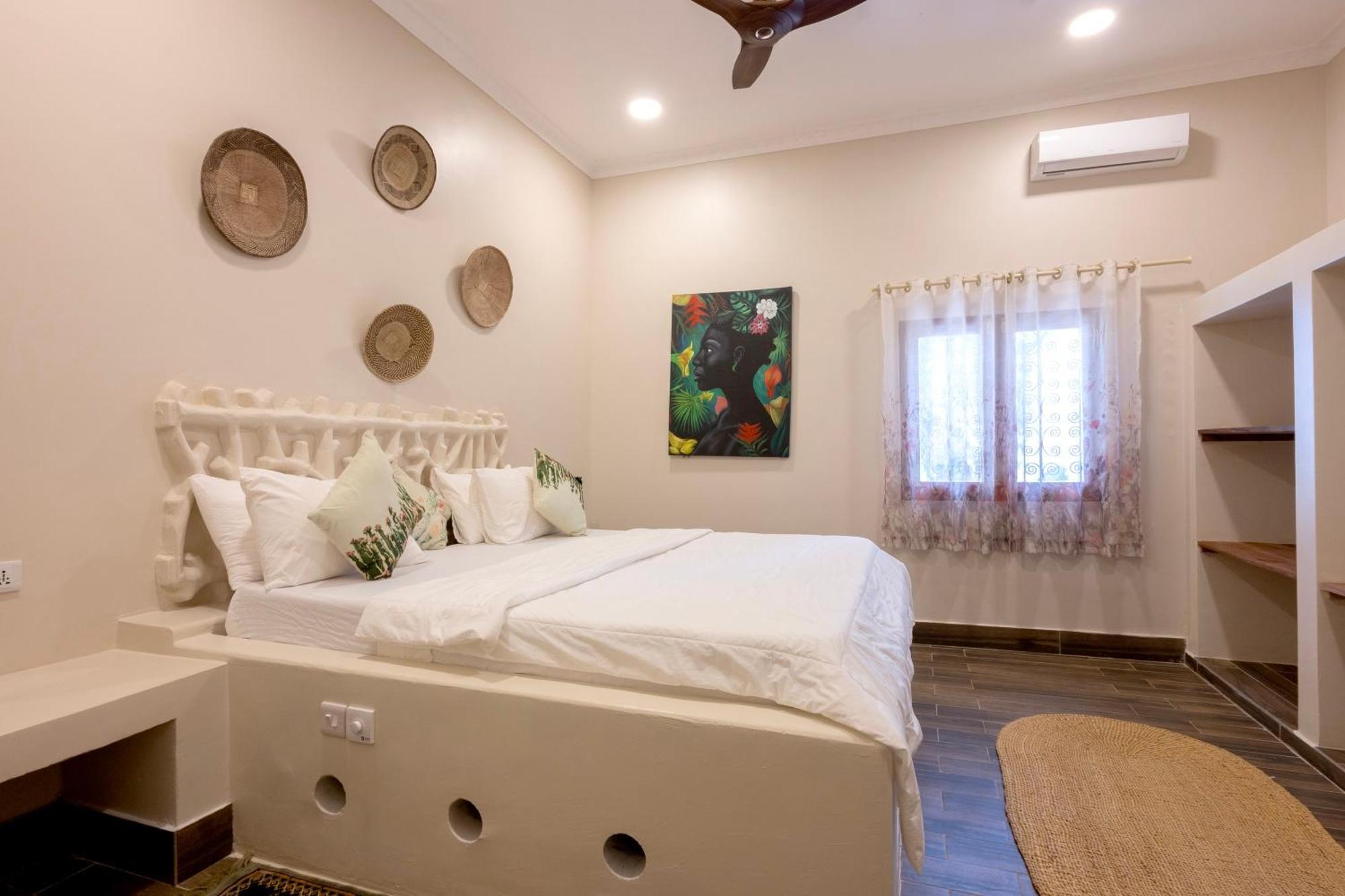 Rori Private Luxury Bwejuu