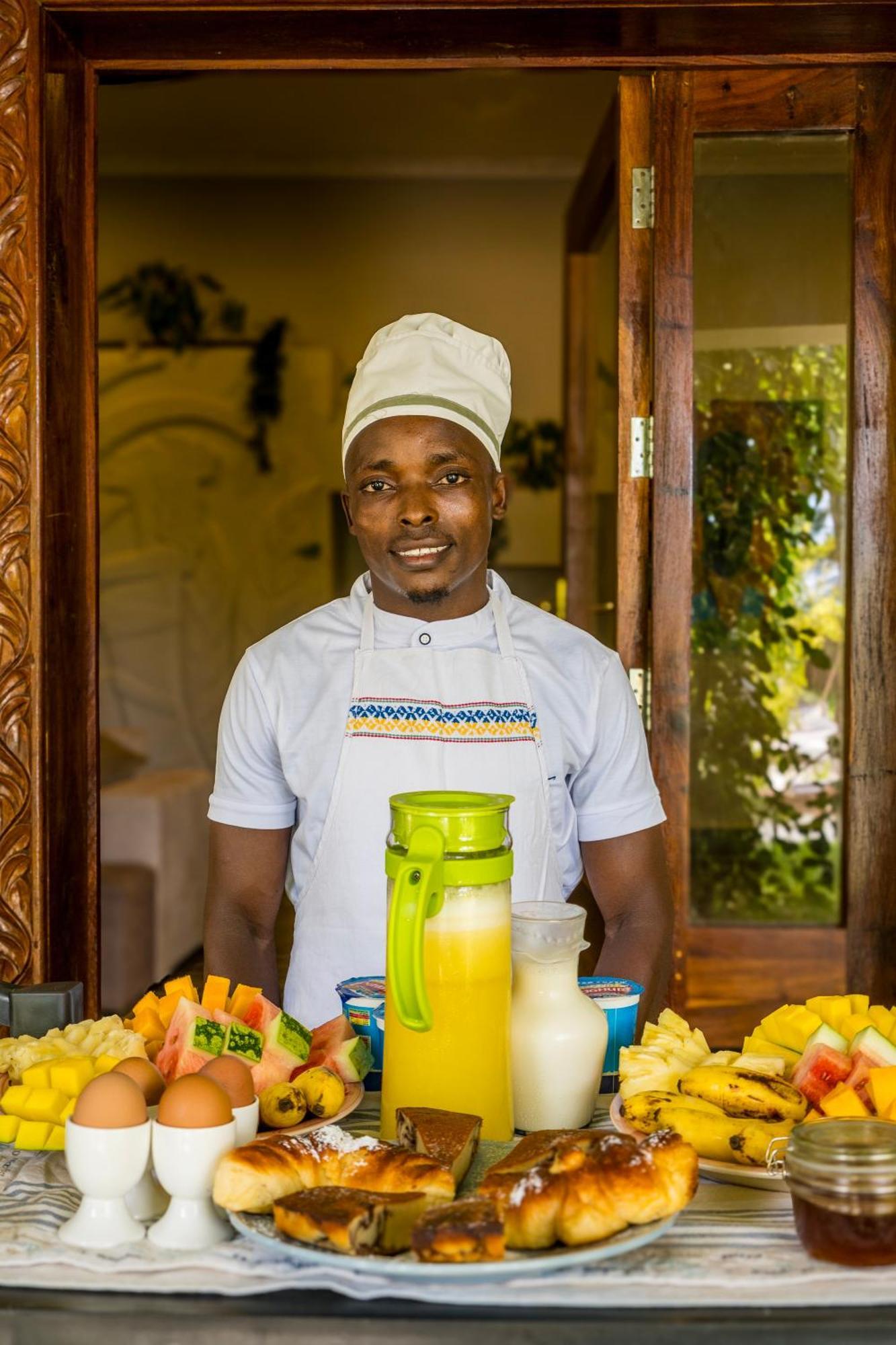 Rori Private Luxury Villa Bwejuu