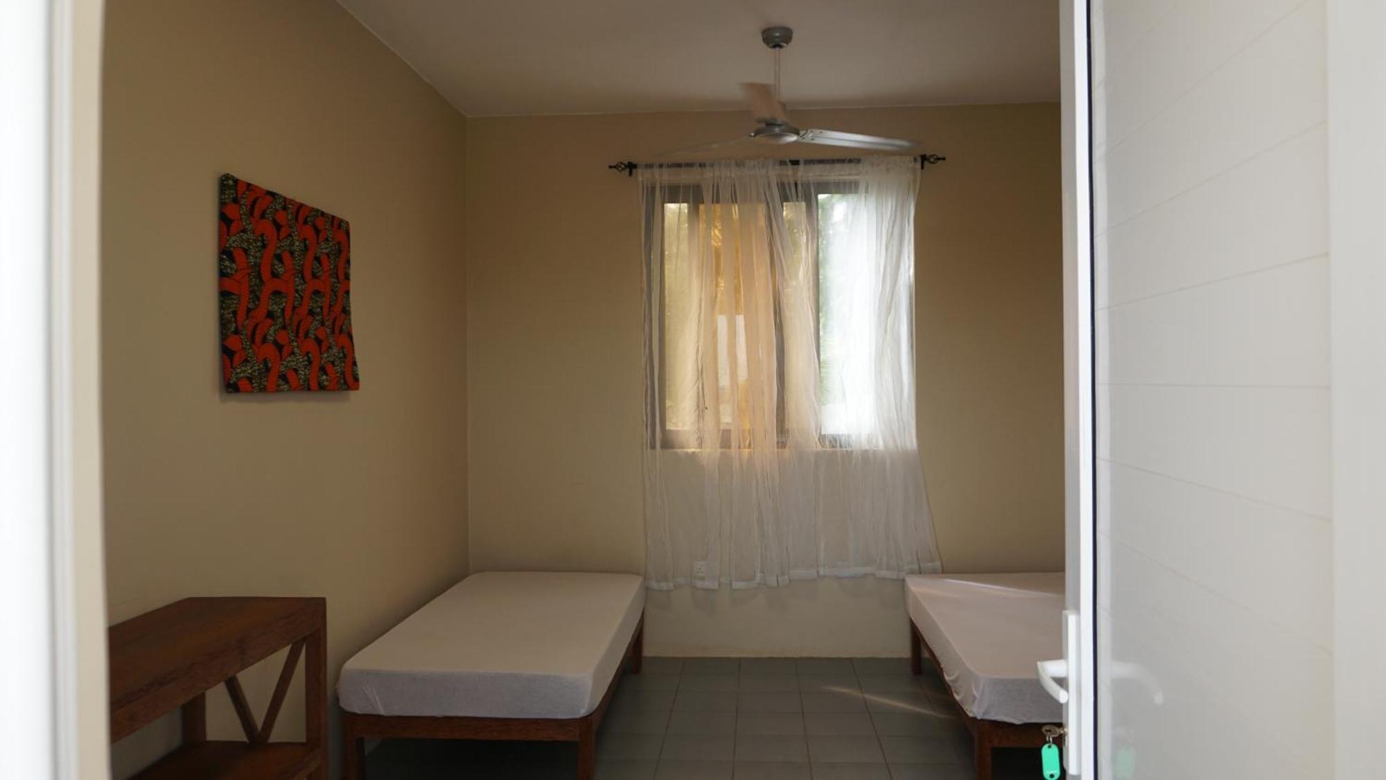 Coral House Near Bluu Hotel