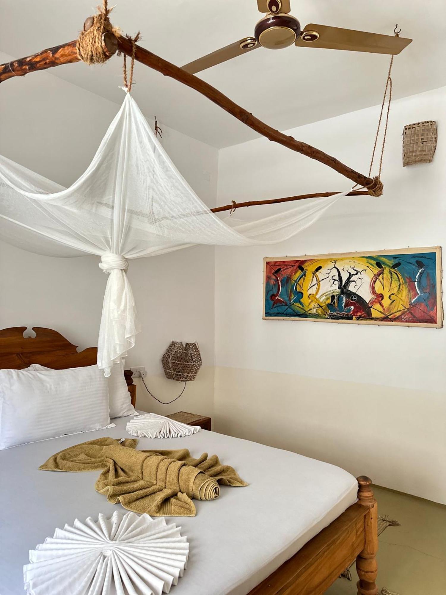 Bed & Breakfast Mlango House Ii
