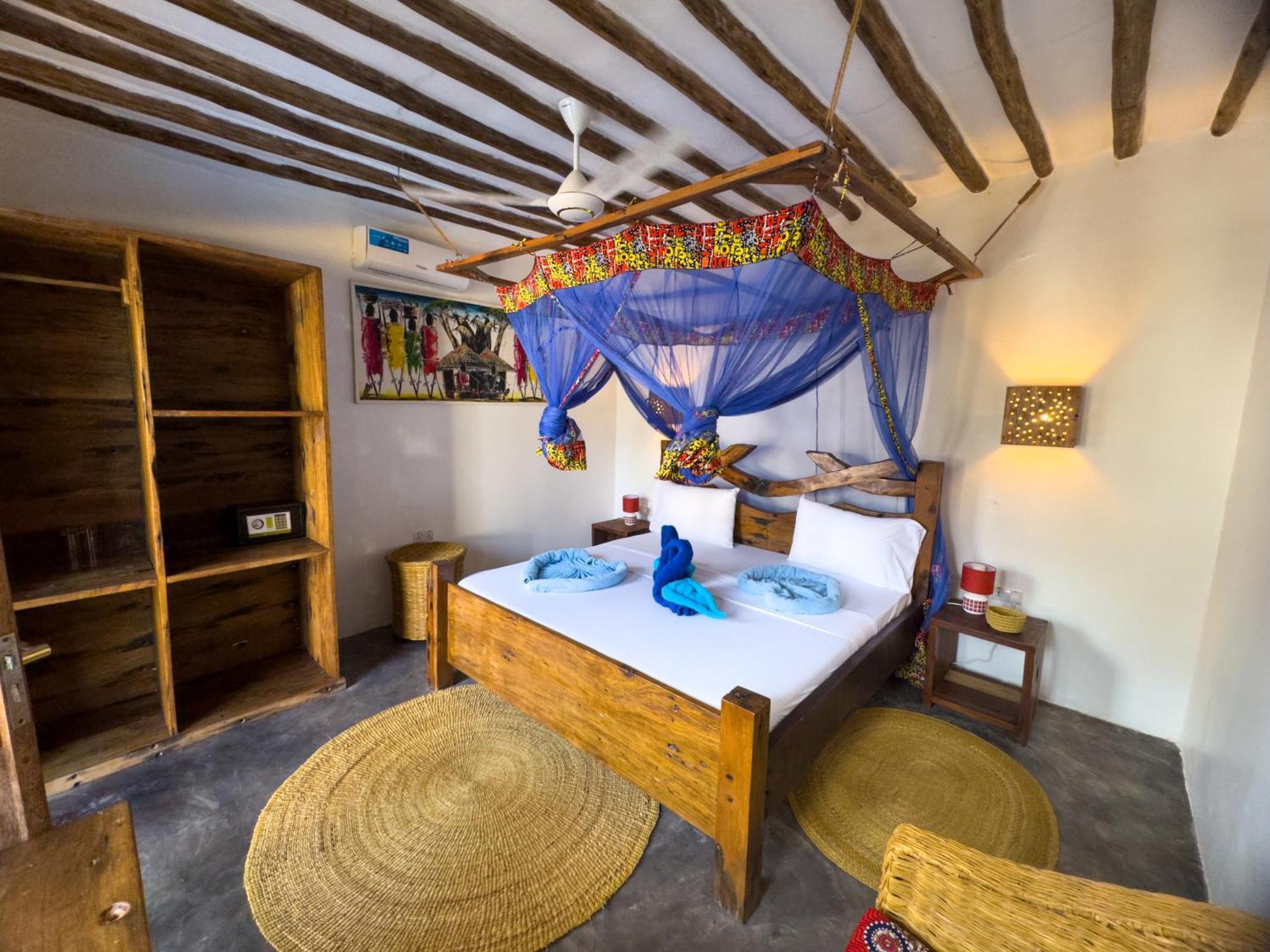Hotel Bitcoin Zanzibar