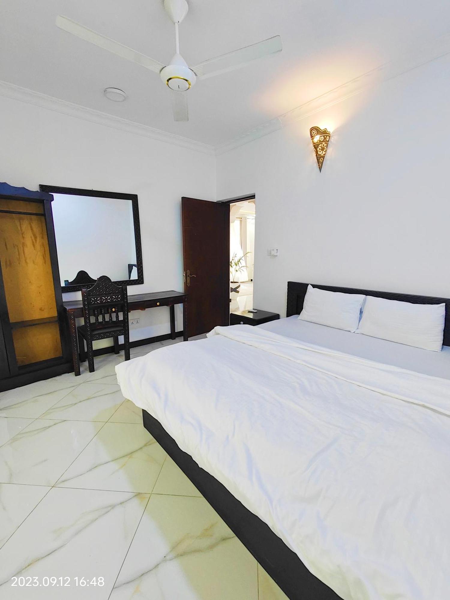 Ayaa Luxury 3rd Floor