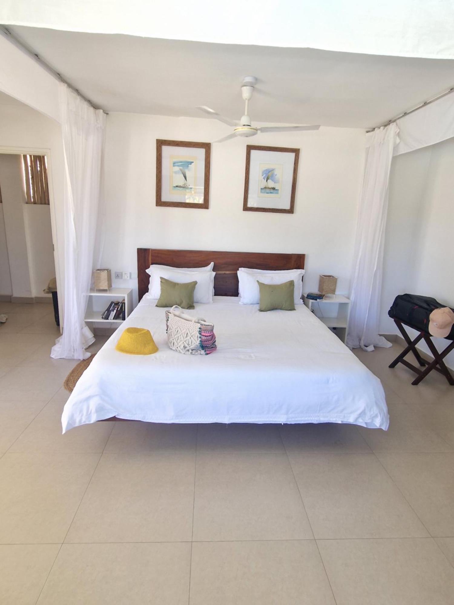 Dhow Boutique Hotel
