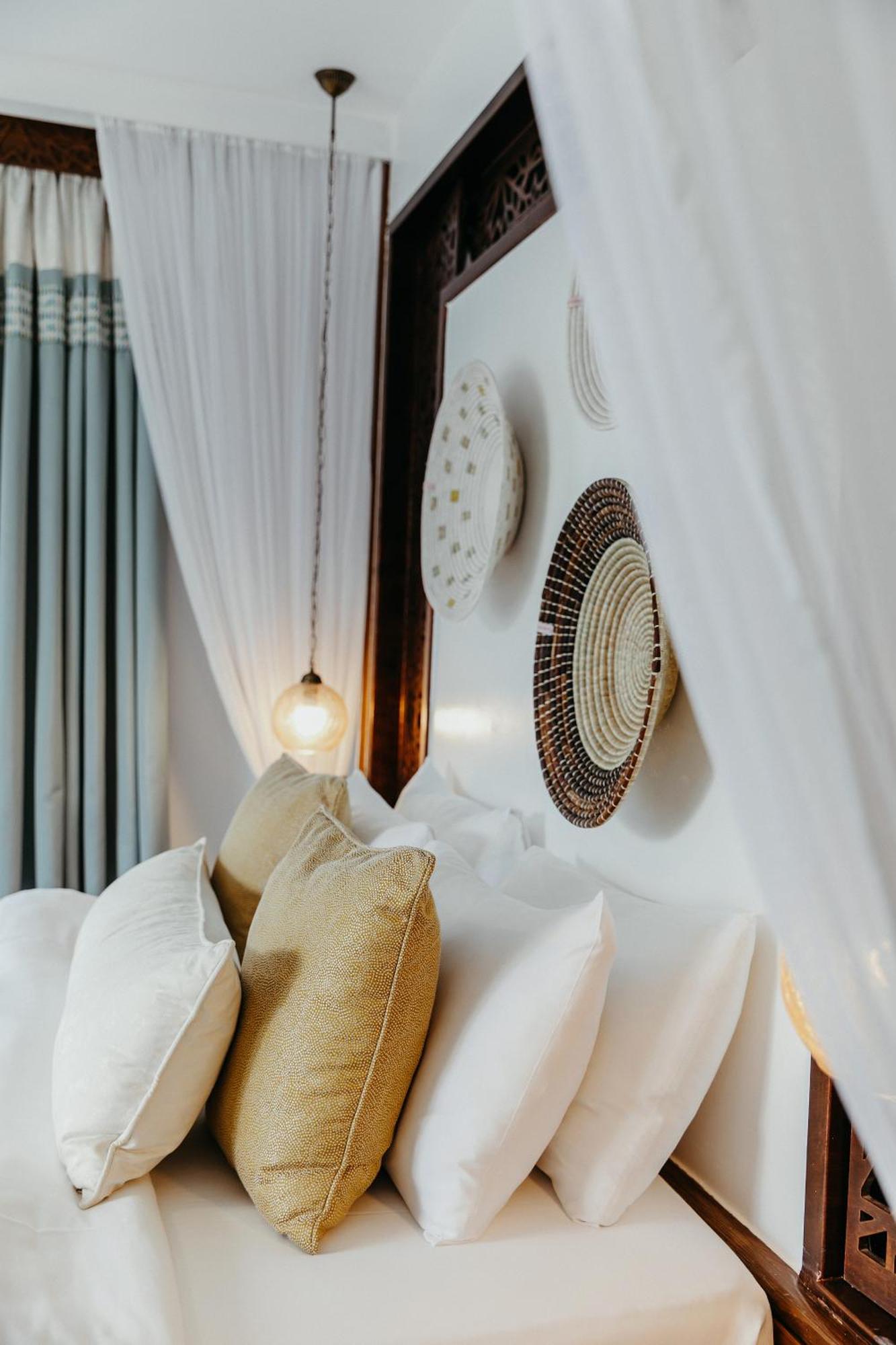 Lux* Marijani Zanzibar Hotel