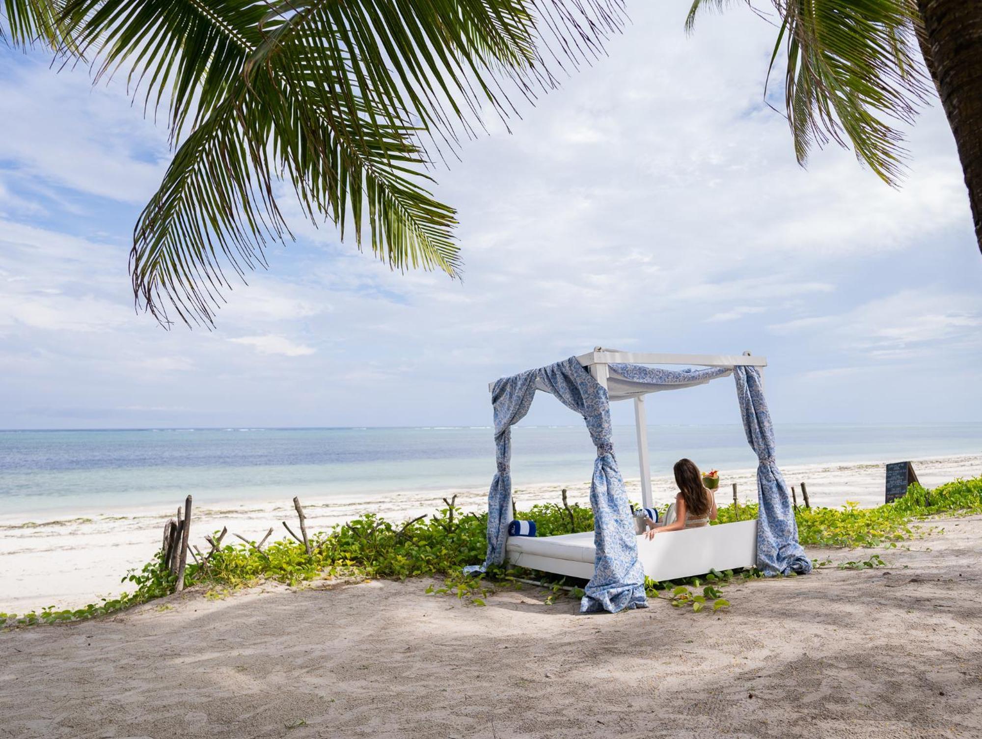 Orient Beach 4* Bwejuu