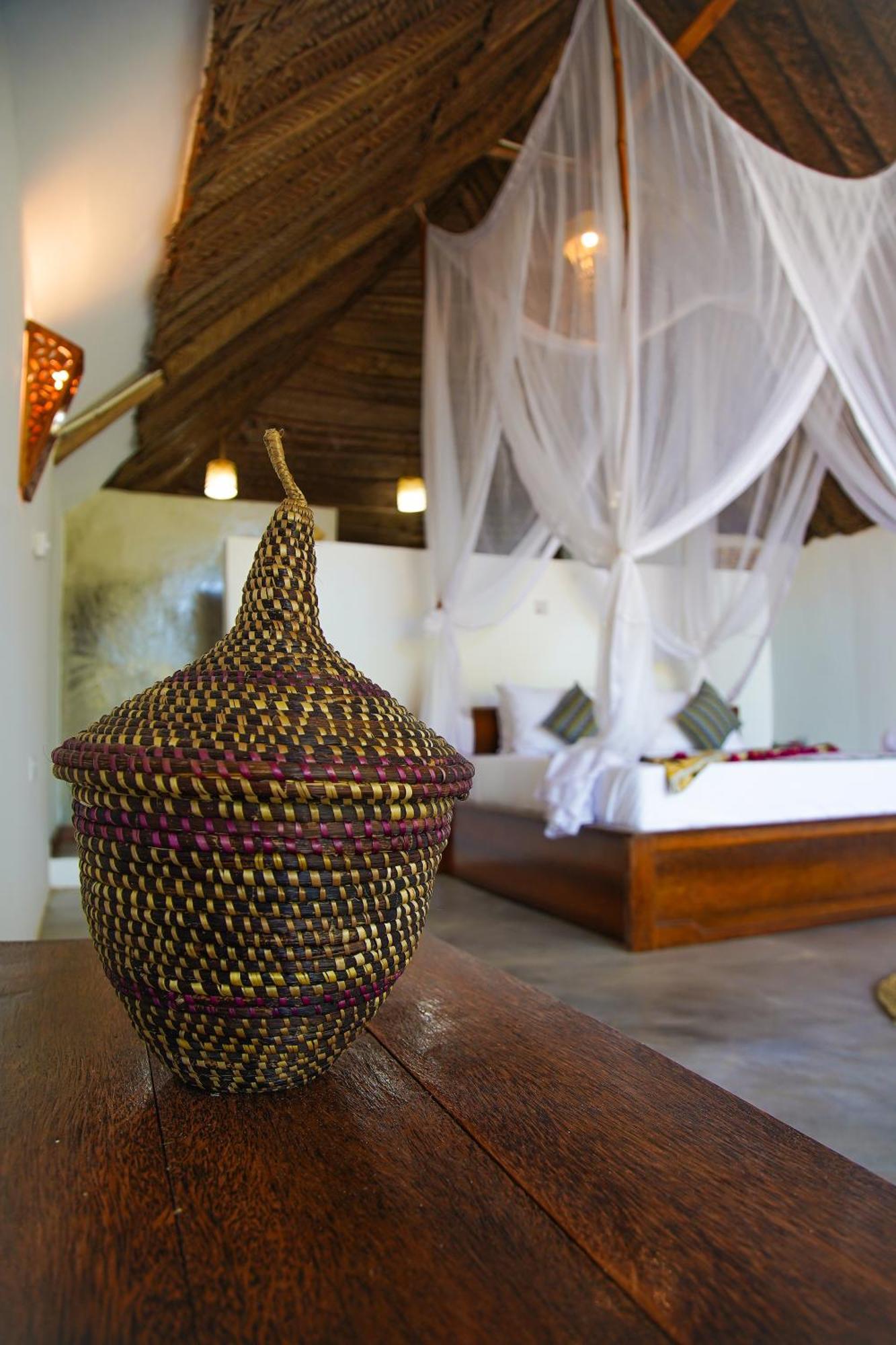 Hotel Bay