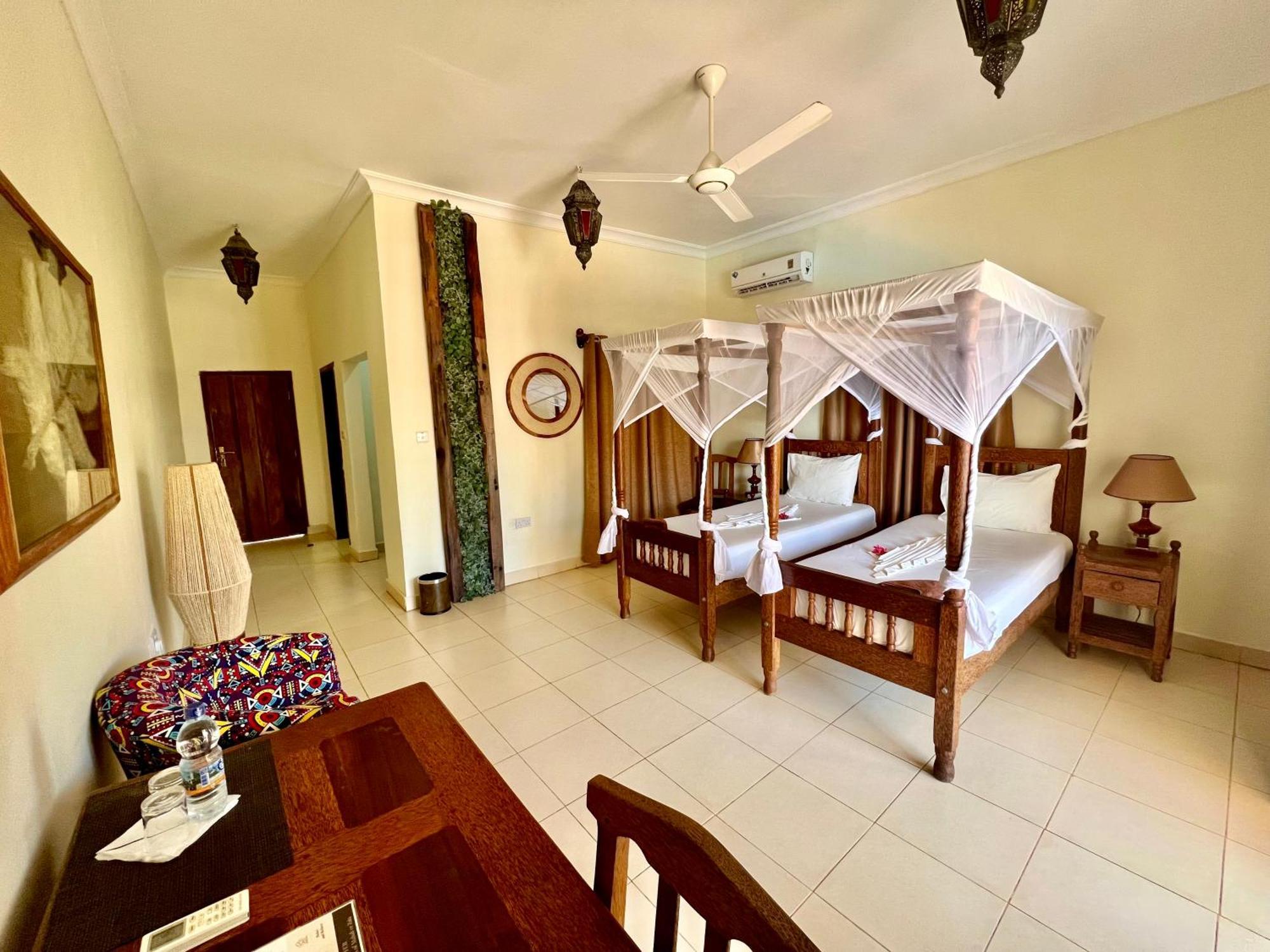 Mahali Zanzibar Paje