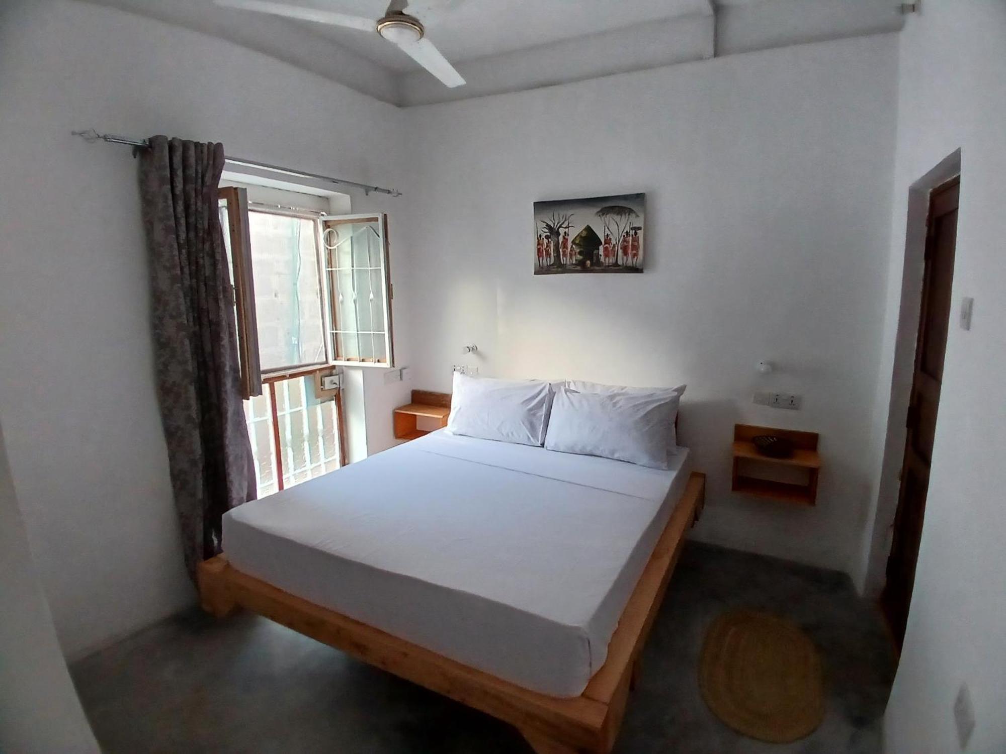 Double Room, With Breakfast, Wifi, 20 Meters To The *