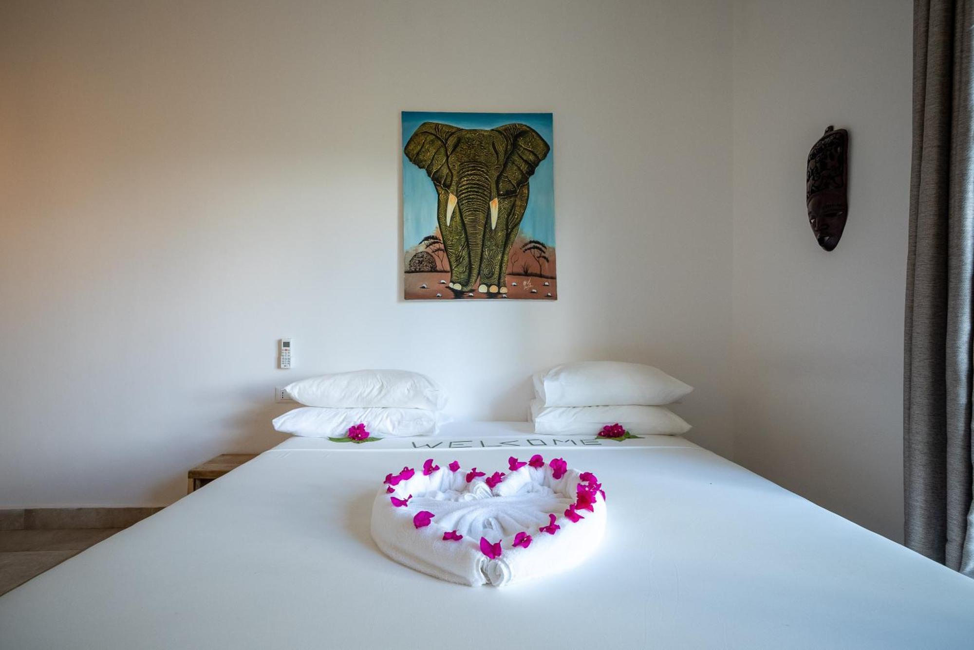 Sandbank View - Private Pool- Zanzibarhouses *