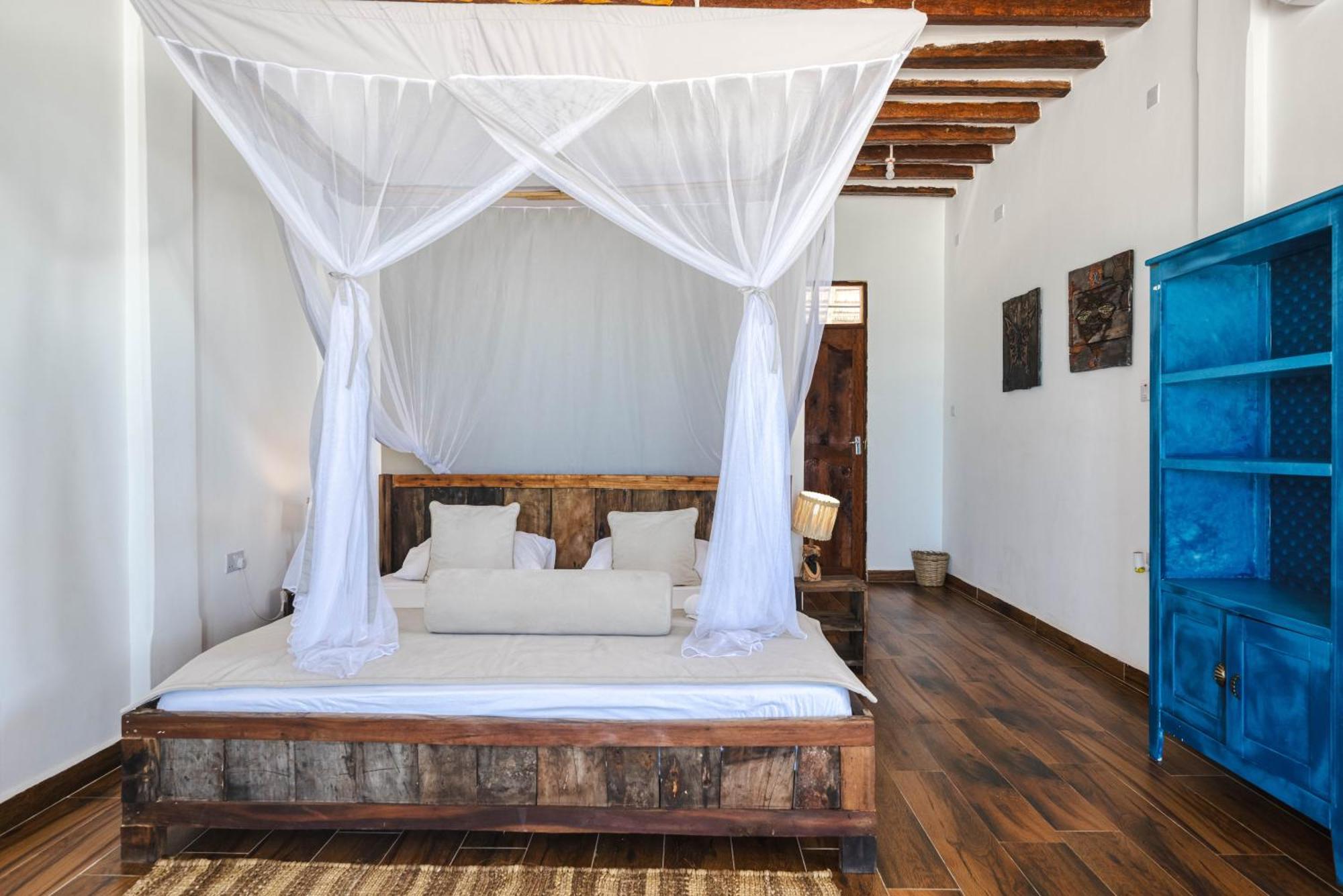 Hotel Cinnamon 3*