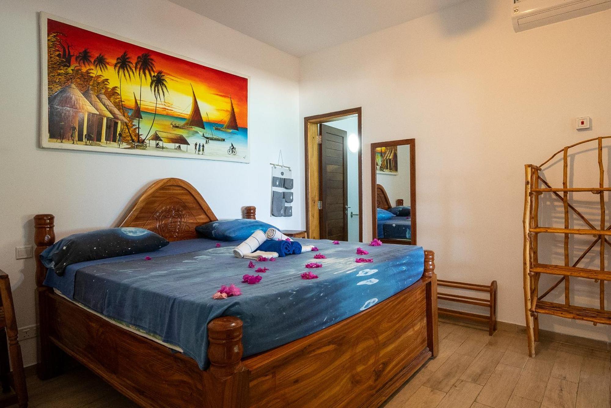 Beachfront Thamani With Private Pool And Zanzibarhouses Holiday home *