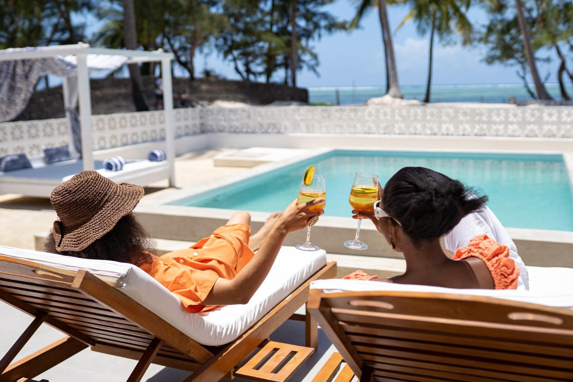 Resort Orient Beach Bwejuu
