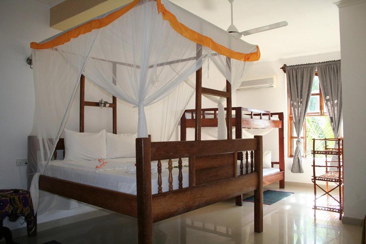 Hotel Moonshine Boutique Uroa