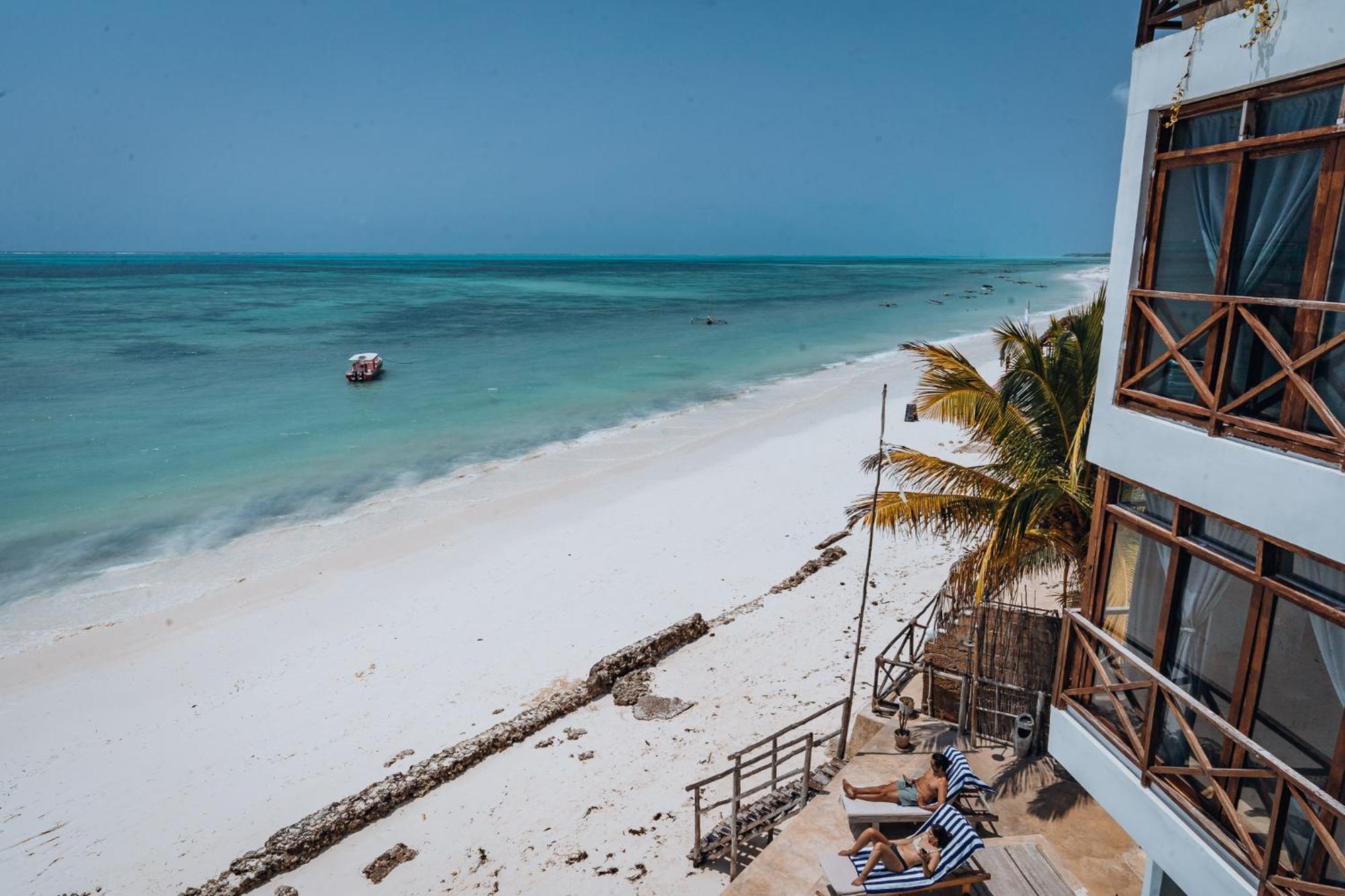 Hotel Pili Pili Tropical 4*