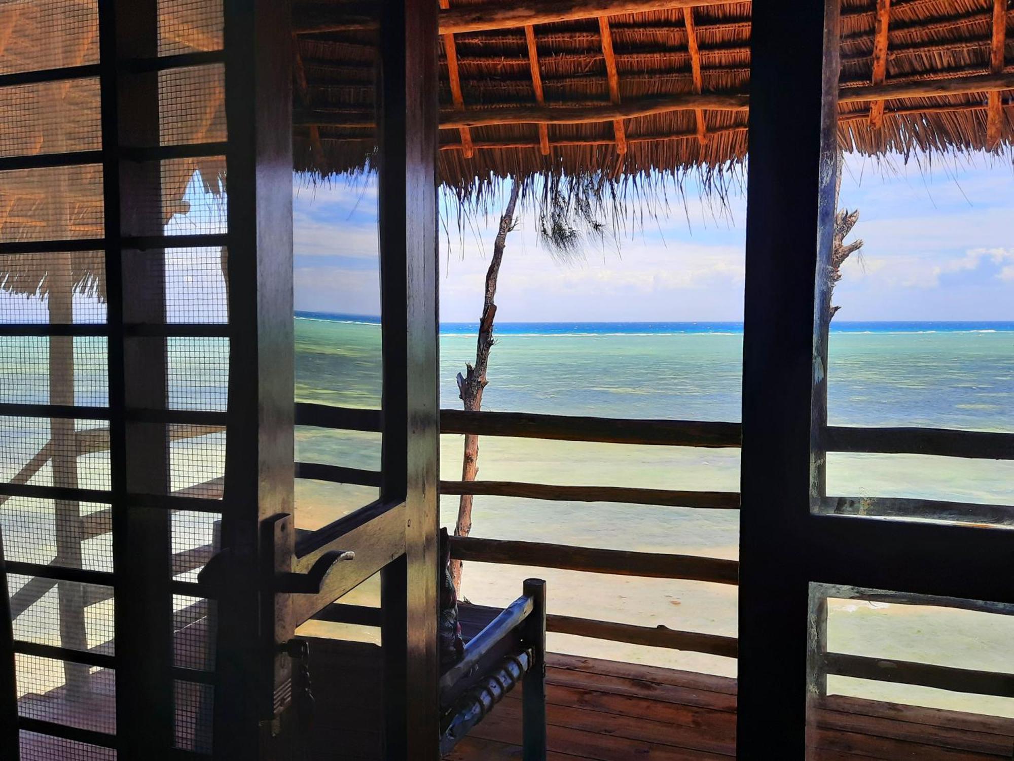 Hotel Promised Land 3*