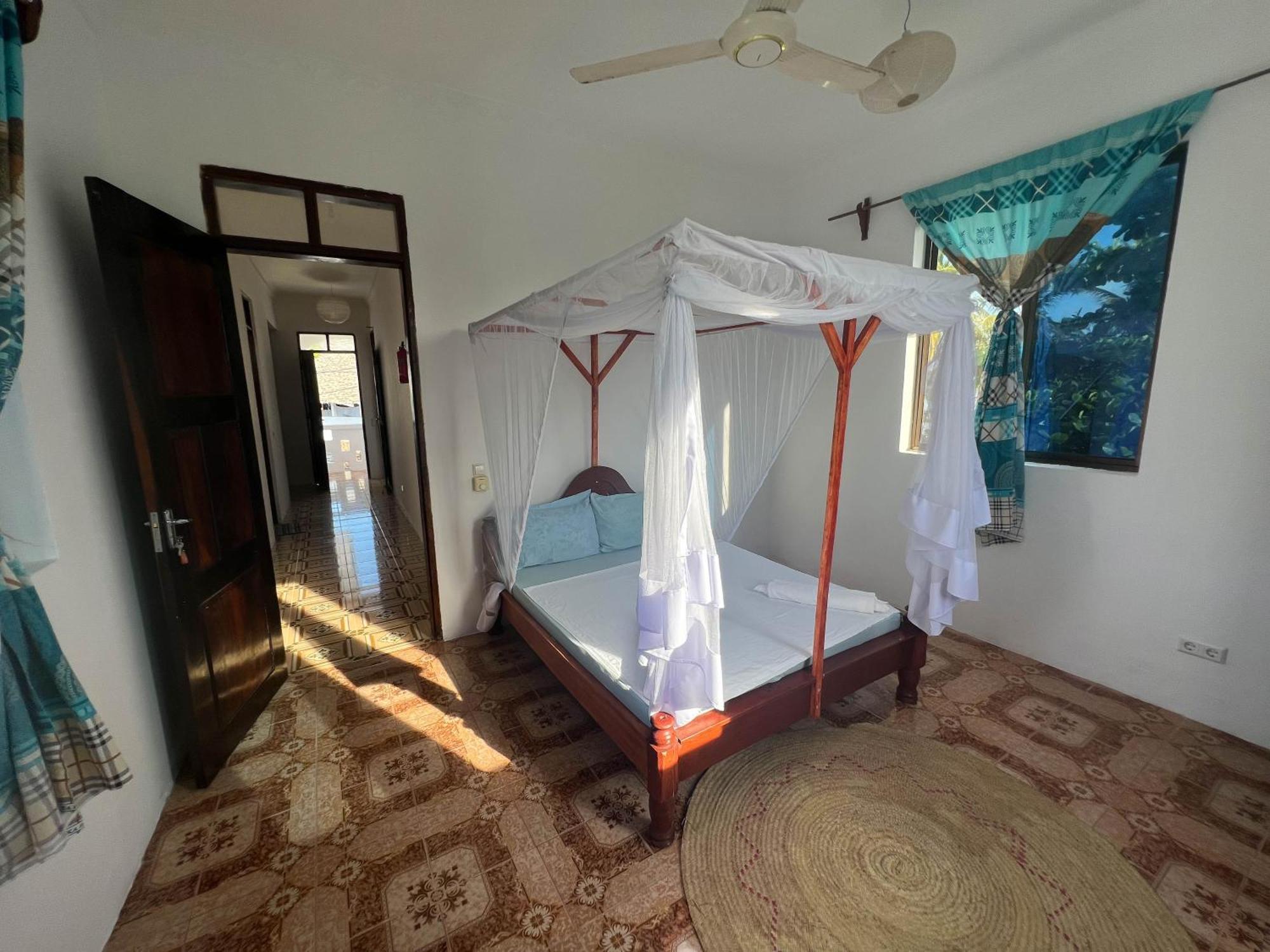 Guest house Mauwa House