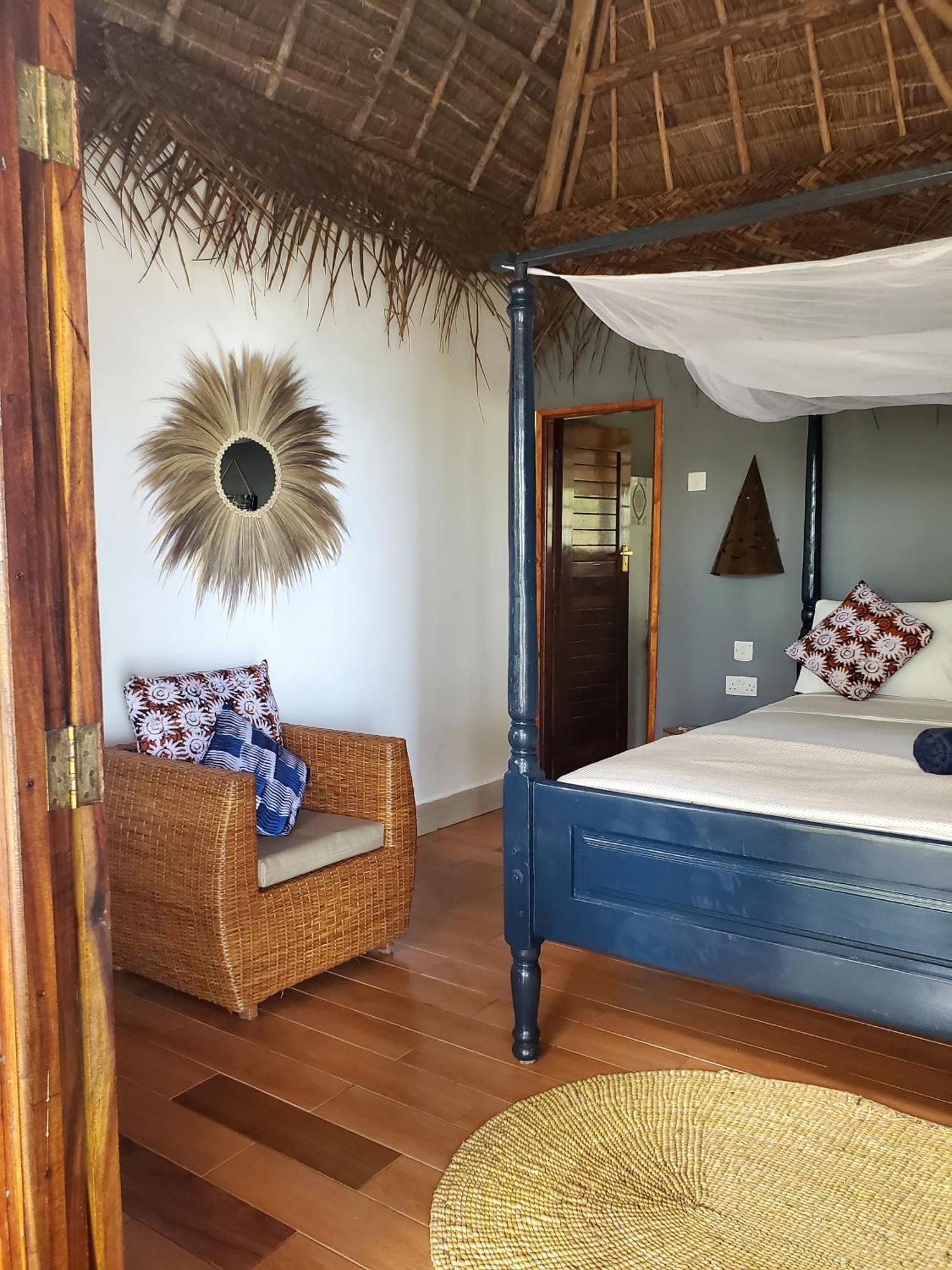 Promised Land Hotel Kizimkazi