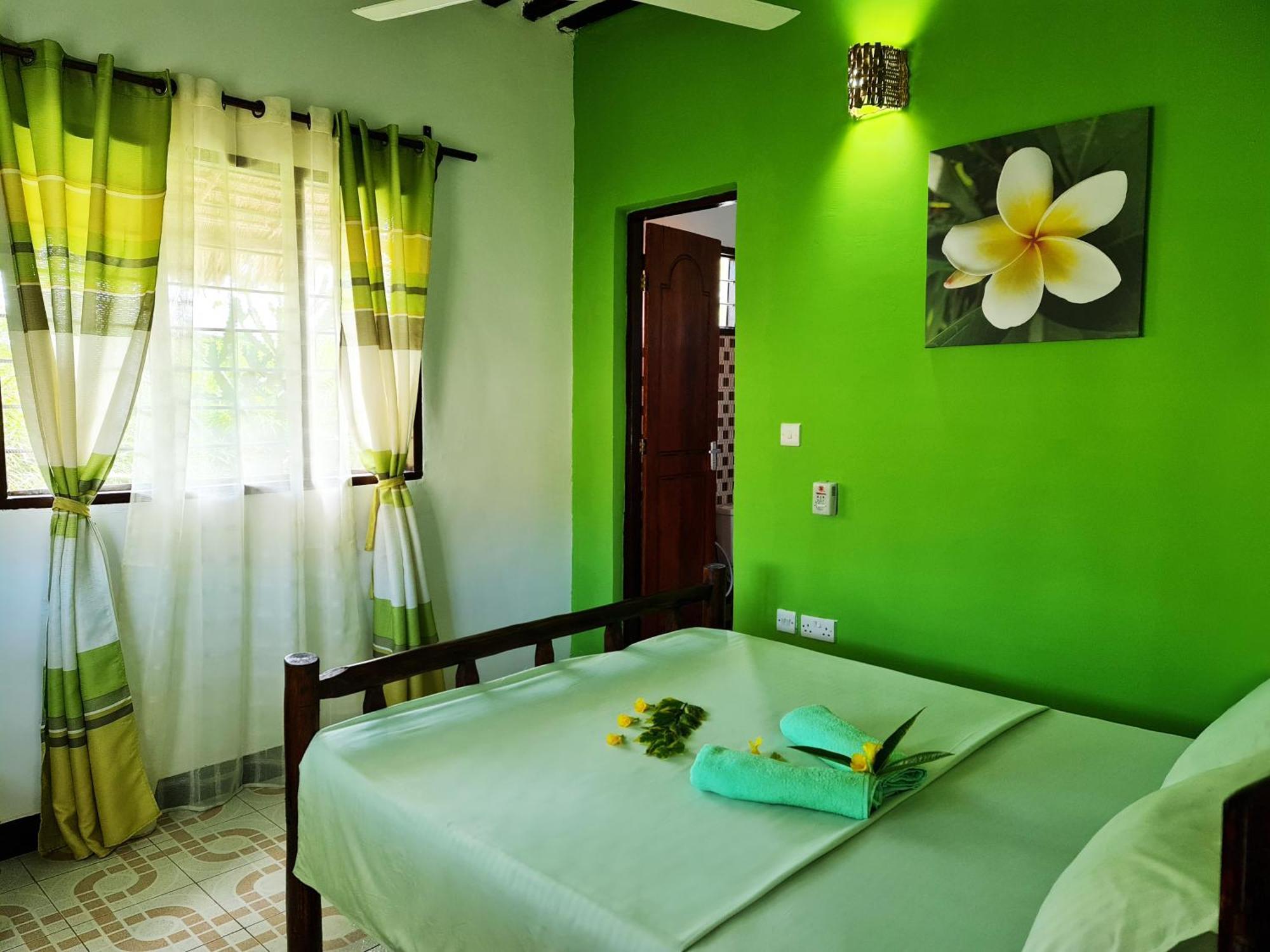 Frangipani House Zanzibar Homestay *
