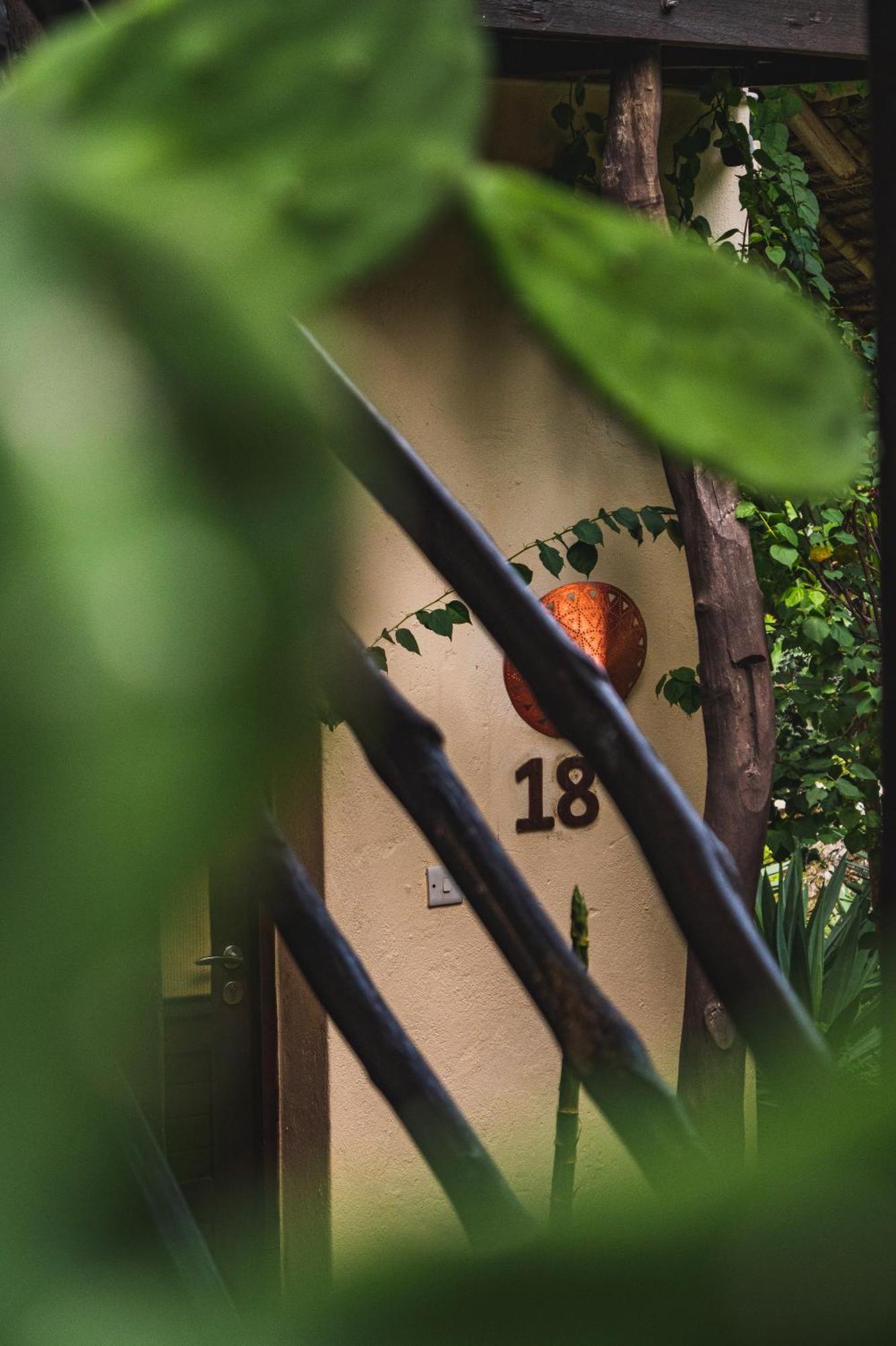 Sunshine Marine Hotel 4*