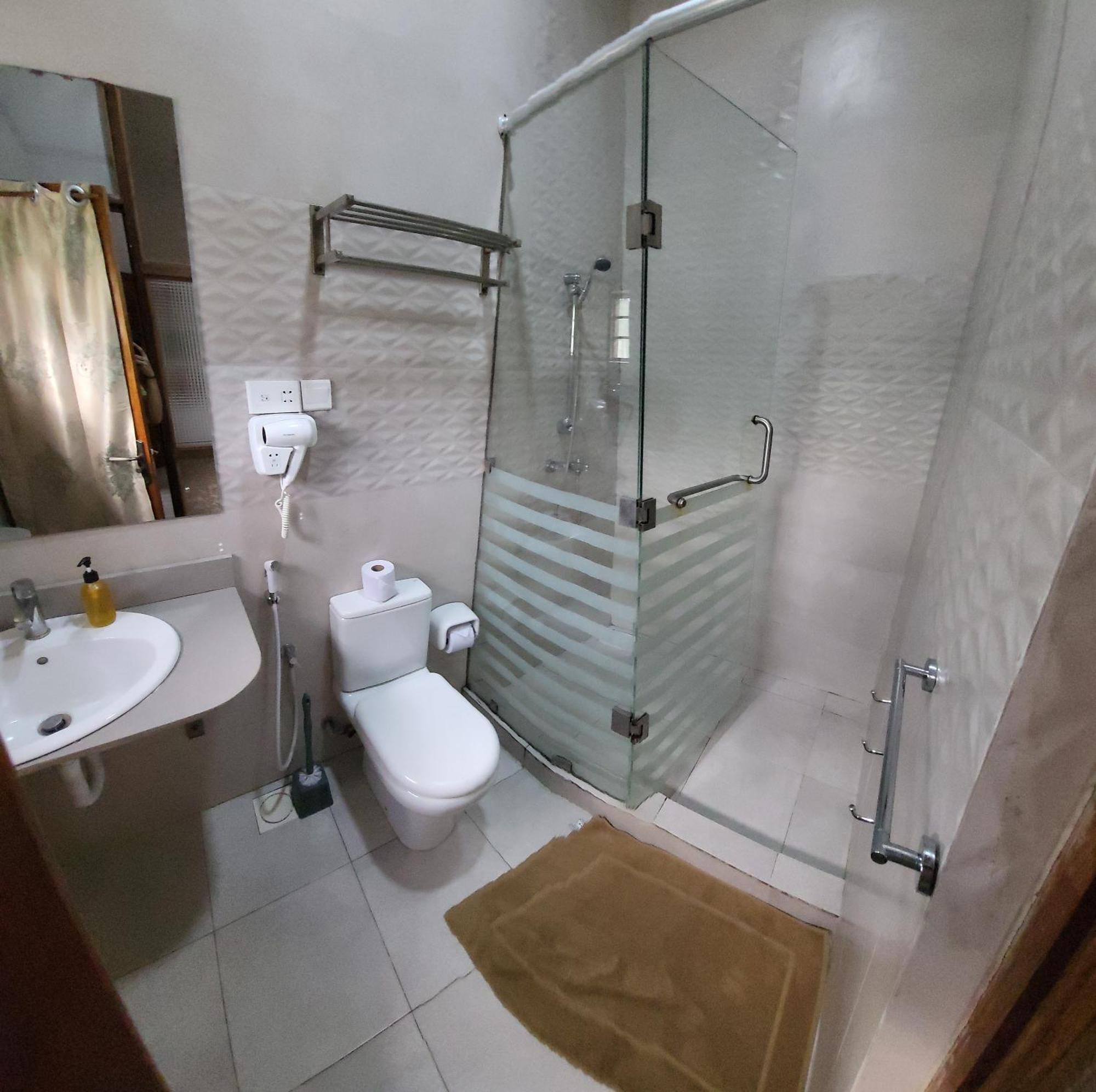 Hotel Mambo Ocean Pwani Mchangani
