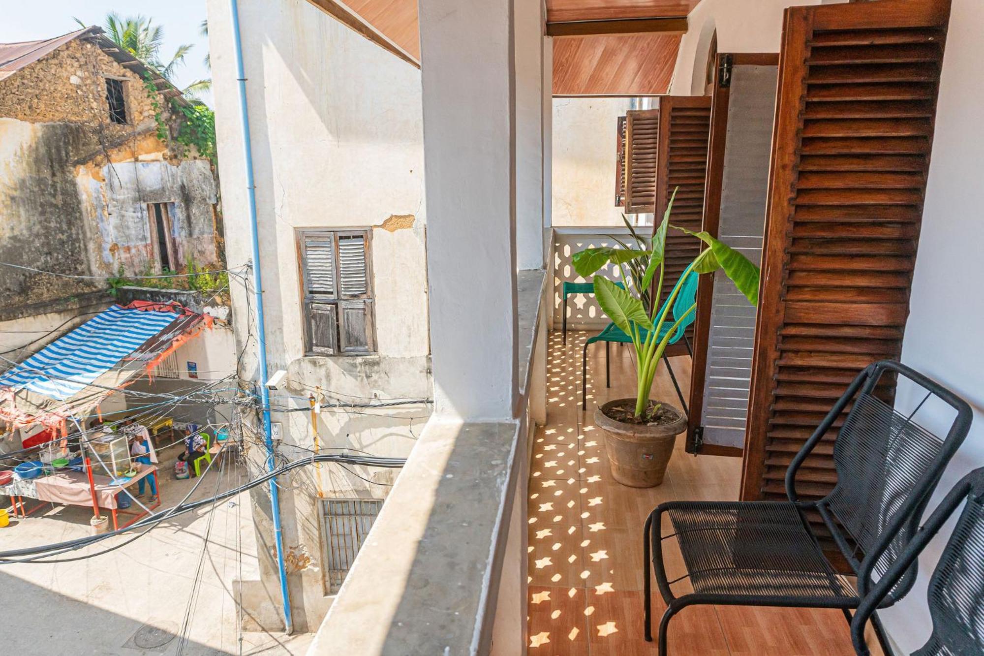 Tarawanda House -thrivestawi *