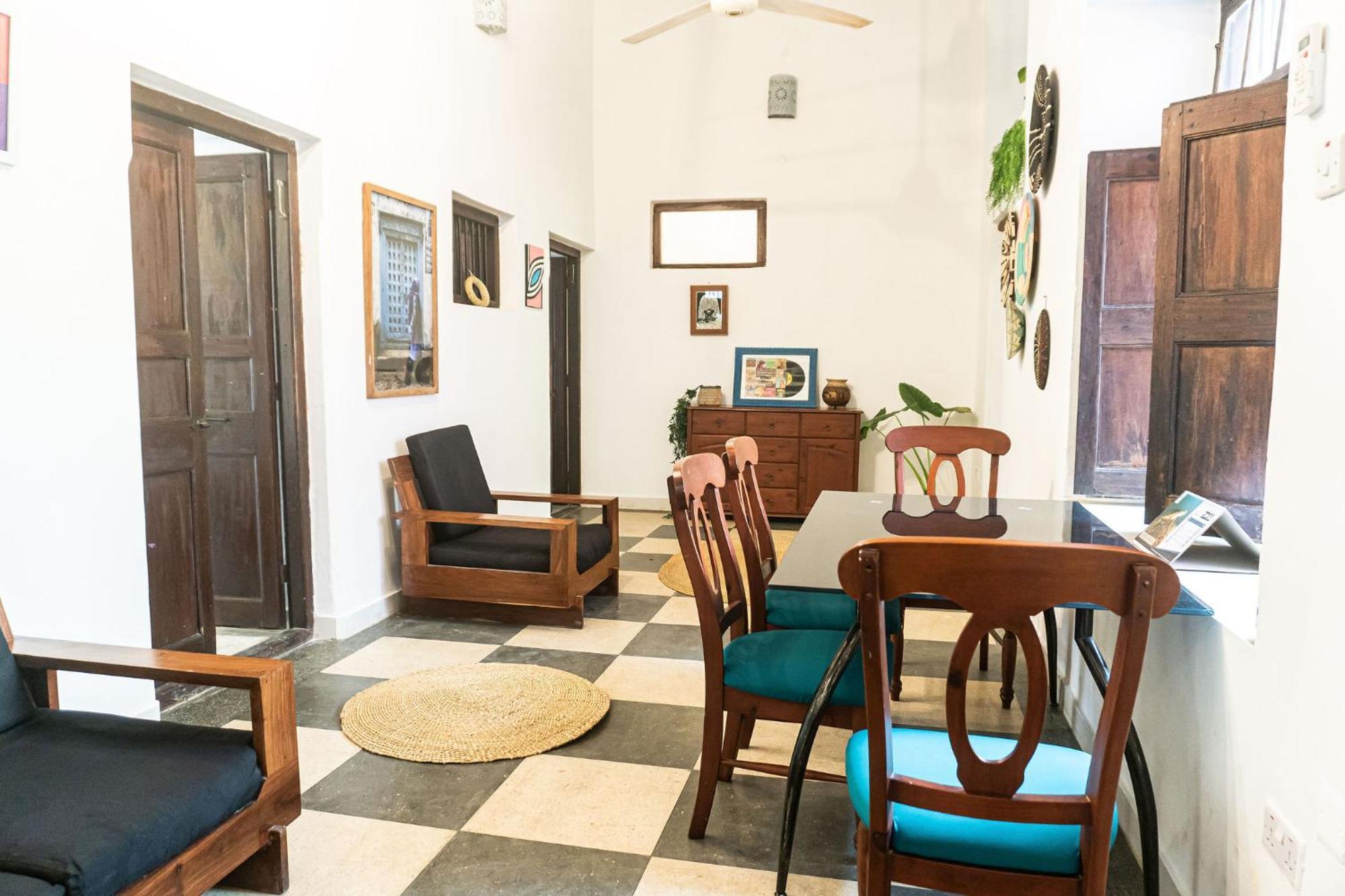 Tarawanda House -thrivestawi