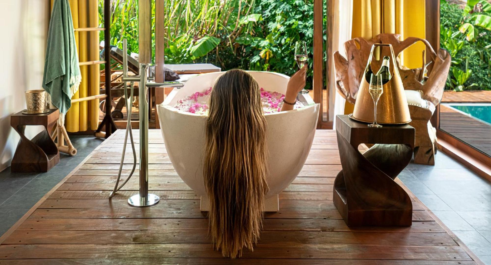 Sensations Eco-chic Hotel 5*