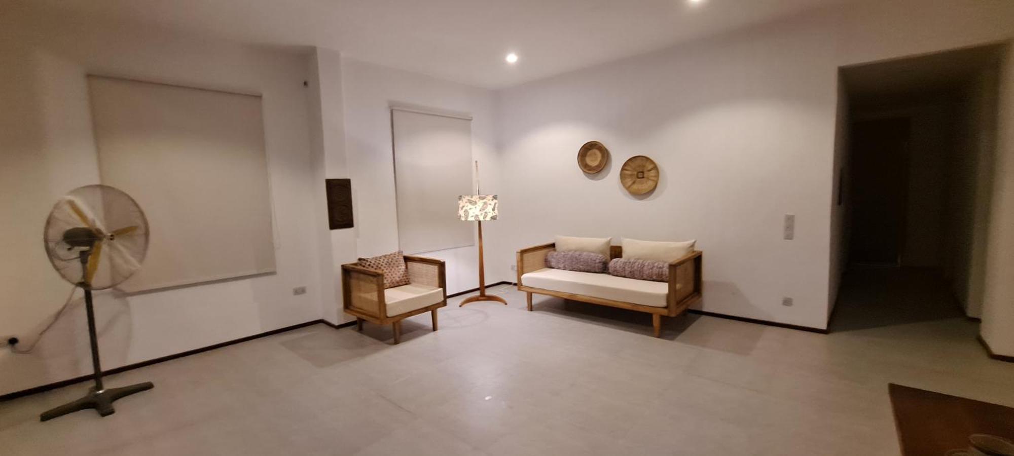 Meliks Guest house 3*
